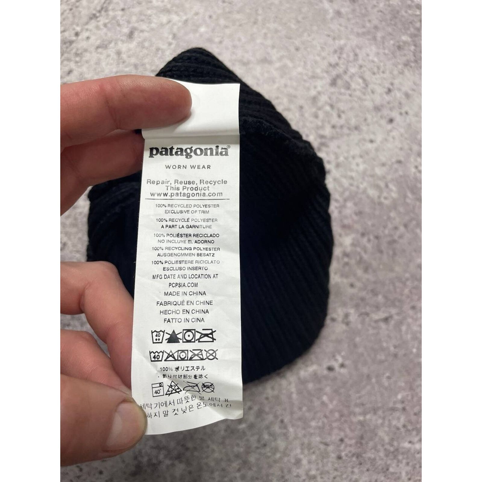 Patagonia Vintage Patagonia Black Knit Beanie Hat Embroidery One Size Size ONE SIZE - 5 Thumbnail