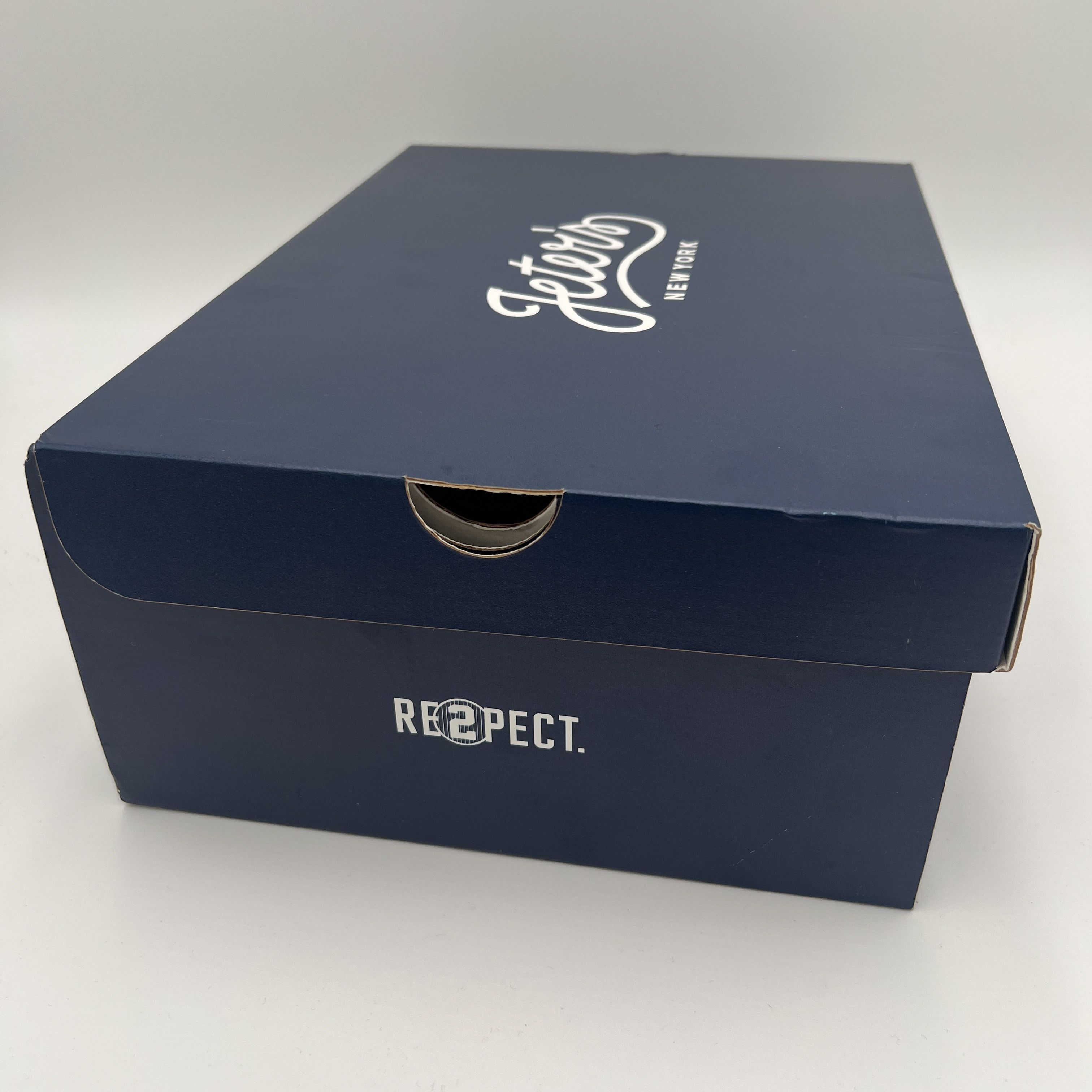 Jordan Brand × New York Yankees × Nike Jordan 1 Derek Jeter RE2PECT SIGNED COA Rare Nike Sneakers Size US 11 / EU 44 - 12 Thumbnail