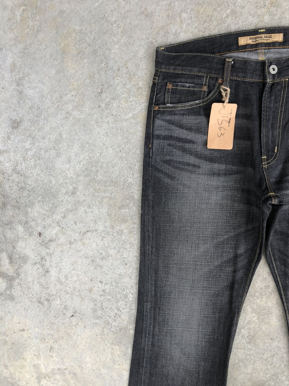 If Six Was Nine Flared Uniqlo Bootcut Distressed Jeans Size US 32 / EU 48 - 4 Thumbnail