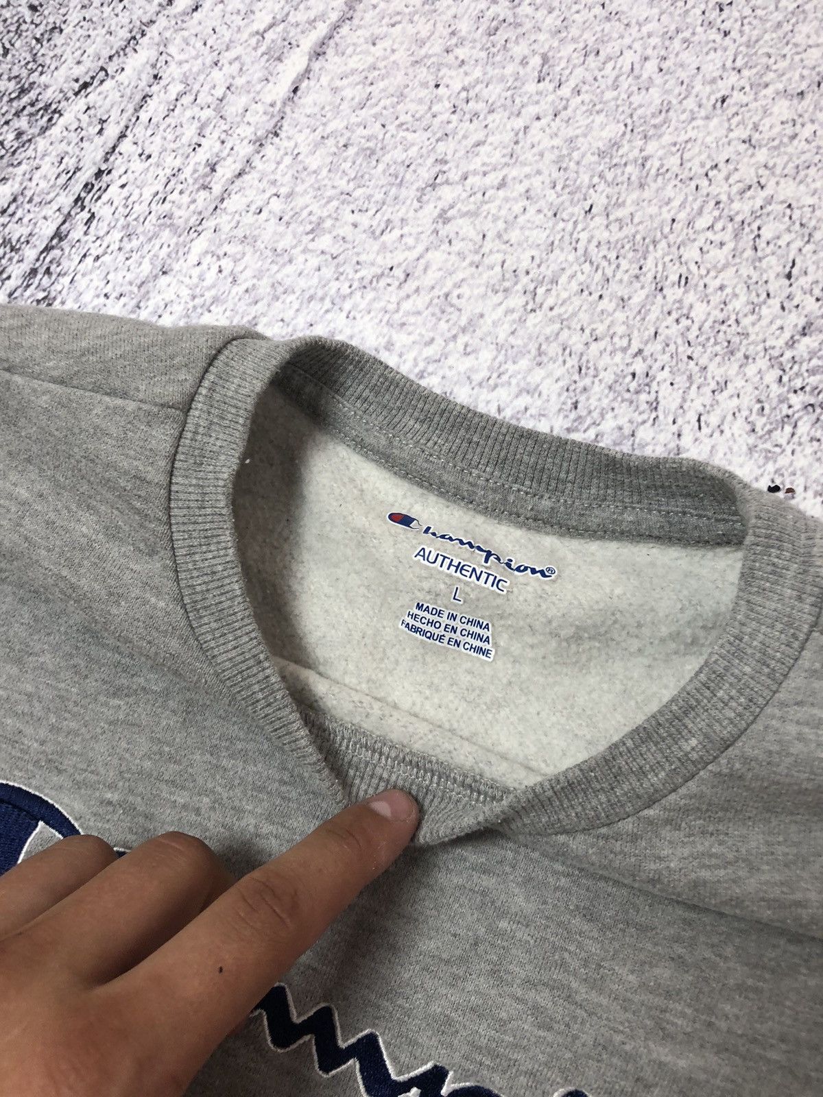 Champion × Japanese Brand Men’s champion size L big logo size L Size US L / EU 52-54 / 3 - 5 Thumbnail