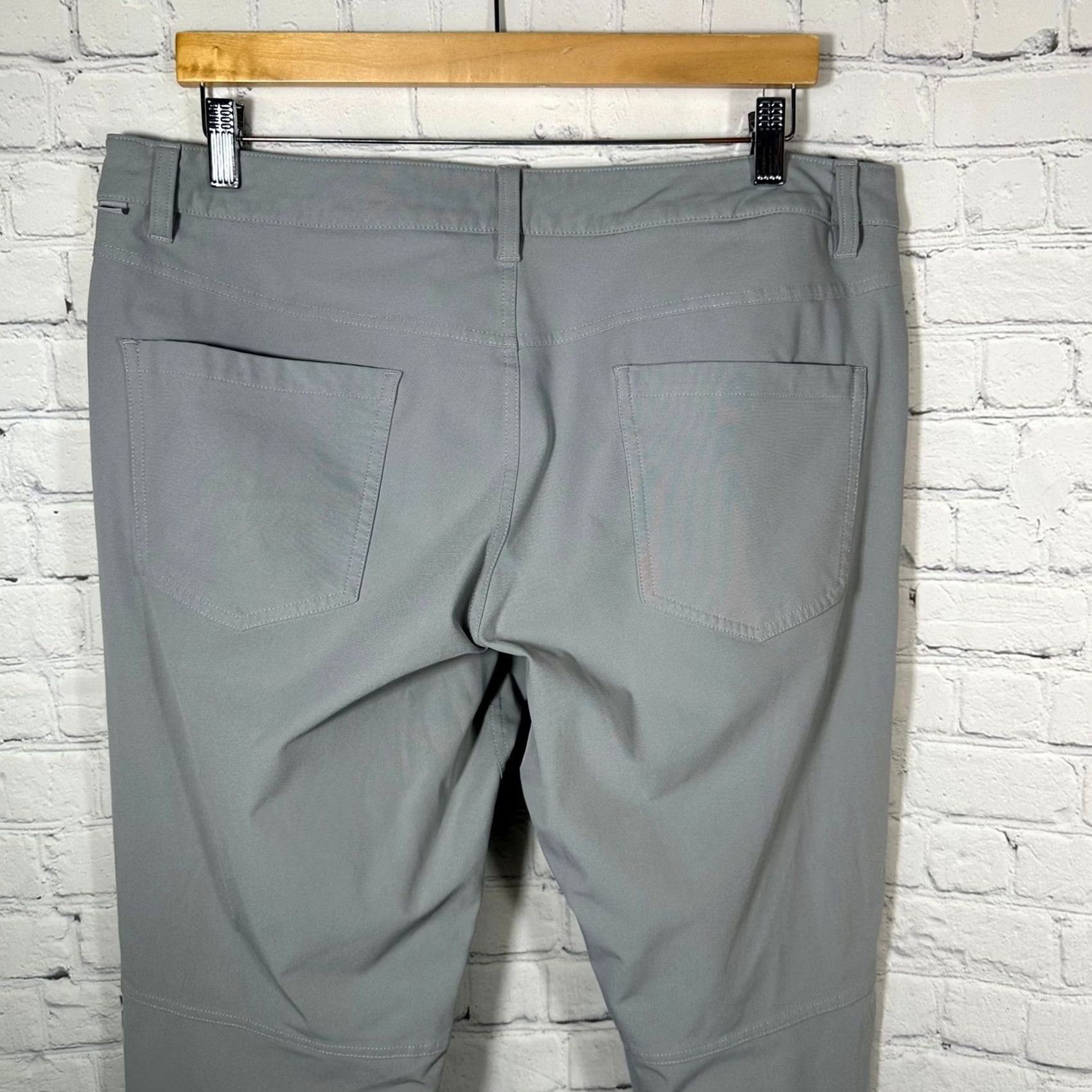 Lululemon Lululemon ABC Pant Slim Light Gray Warpstreme 5-Pocket Mens Size 36 LM5ADES Size US 36 / EU 52 - 7 Thumbnail