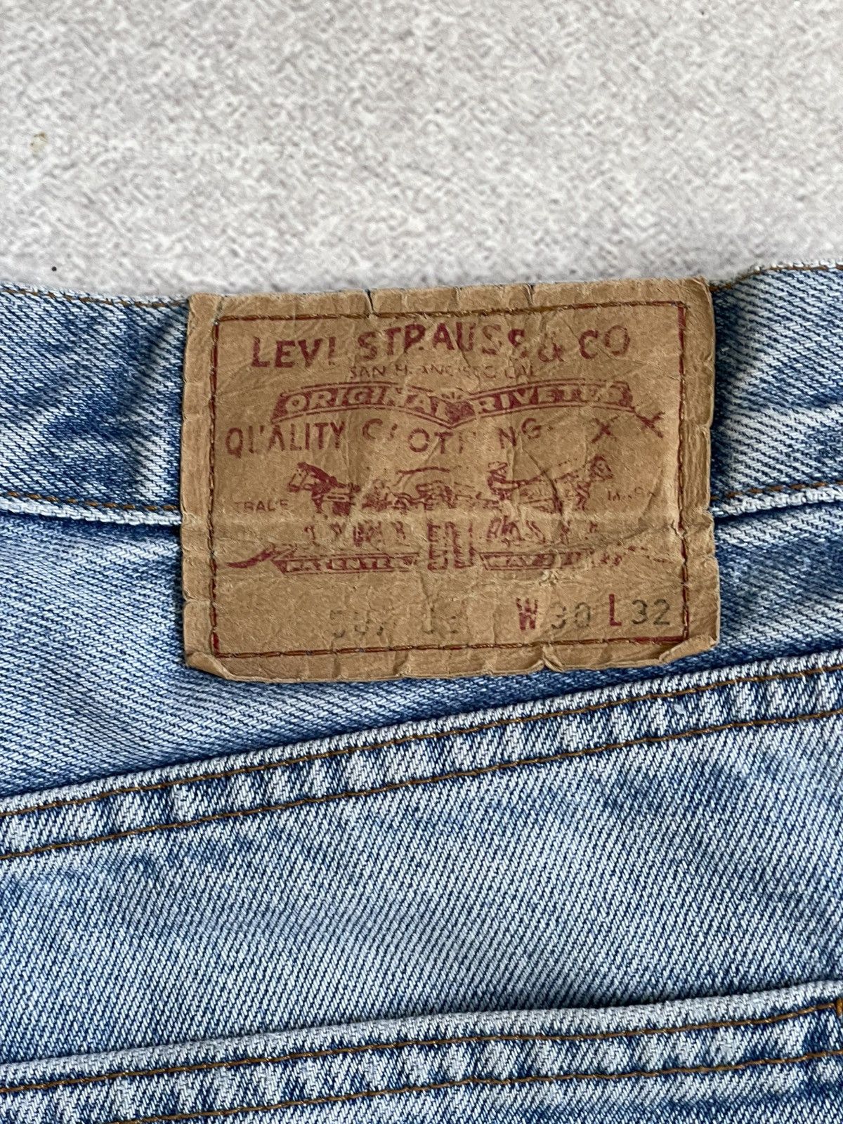 Levi's Vintage Levis 507 Classic Straight Light Blue Washed Jeans Size US 30 / EU 46 - 16 Thumbnail
