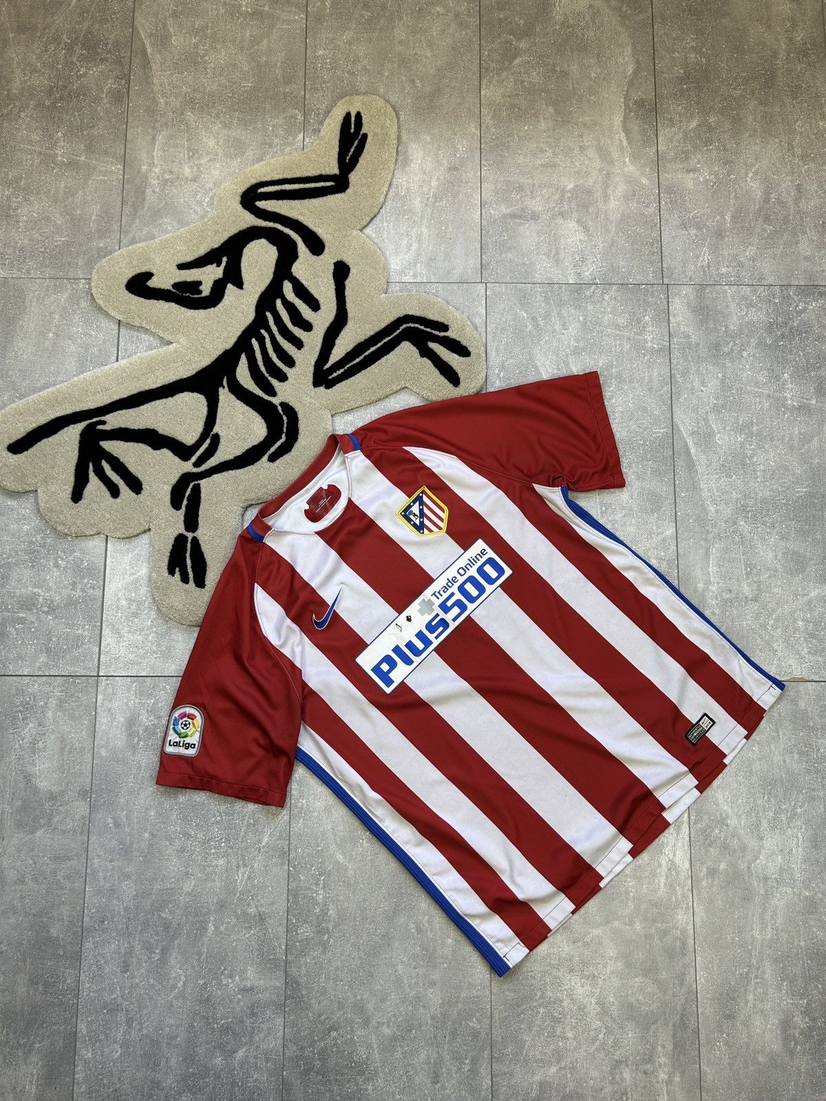 Nike Mens Vintage Nike FC Atletico Madrid home away t shirt tee Size US XL / EU 56 / 4 - 1 Thumbnail