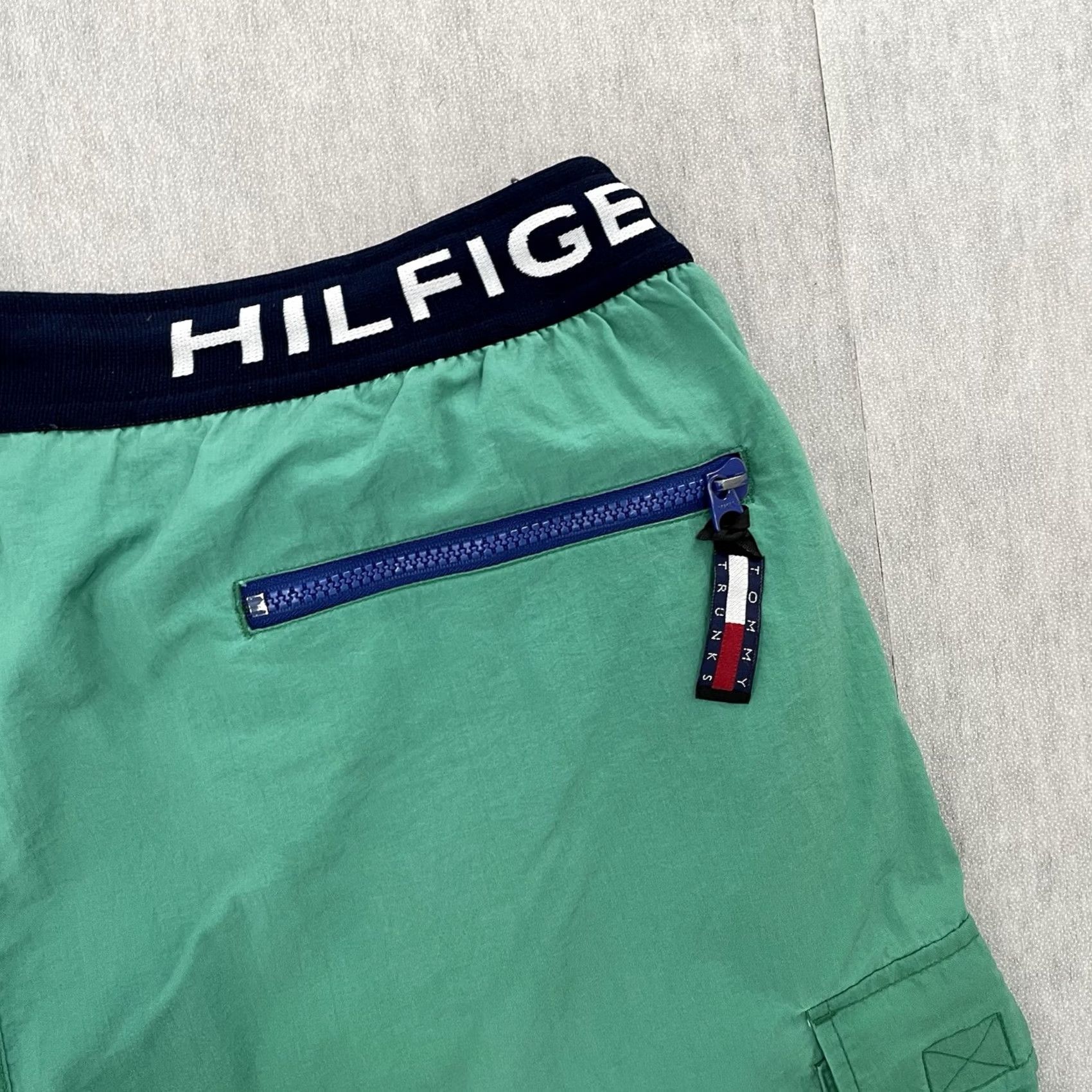 Tommy Hilfiger VINTAGE Tommy Hilfiger Swim Trunks Adult Large Green Board Cargo Pockets Size US 33 - 5 Thumbnail