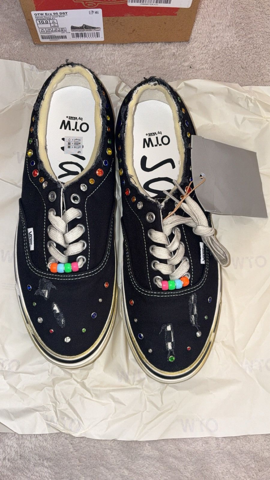 Satoshi Nakamoto × Vans Vans OTW Era 95 Satoshi Nakamoto Lucky Charm Size US 10 / EU 43 - 1 Thumbnail