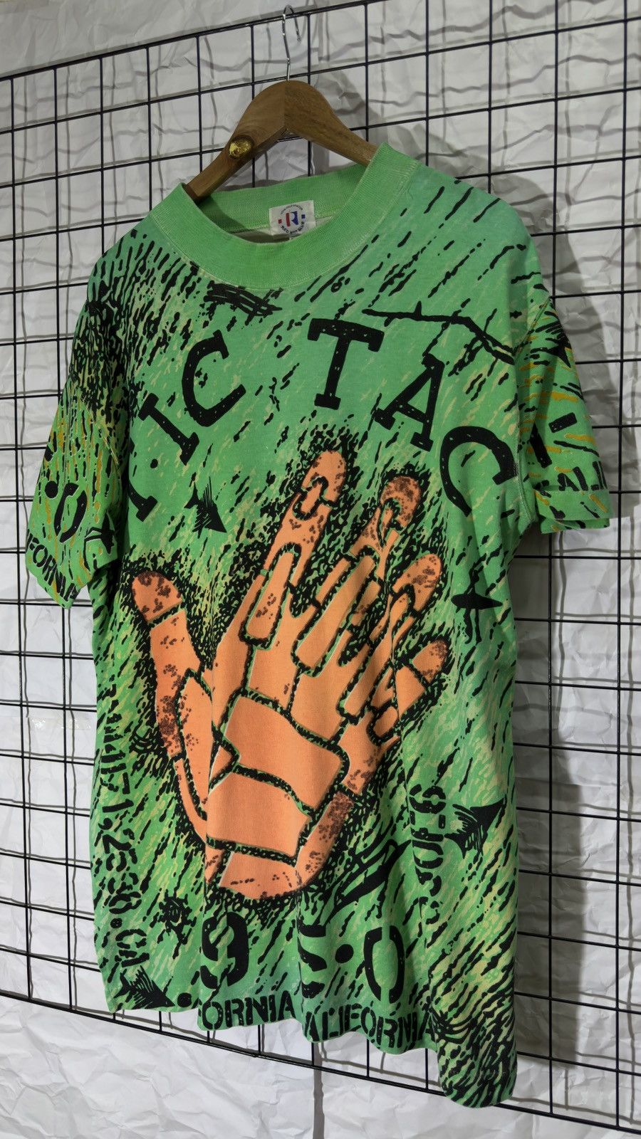 Body Glove Rare vintage 90' bootleg body glove fullprint surf tee shirt Size US L / EU 52-54 / 3 - 5 Thumbnail