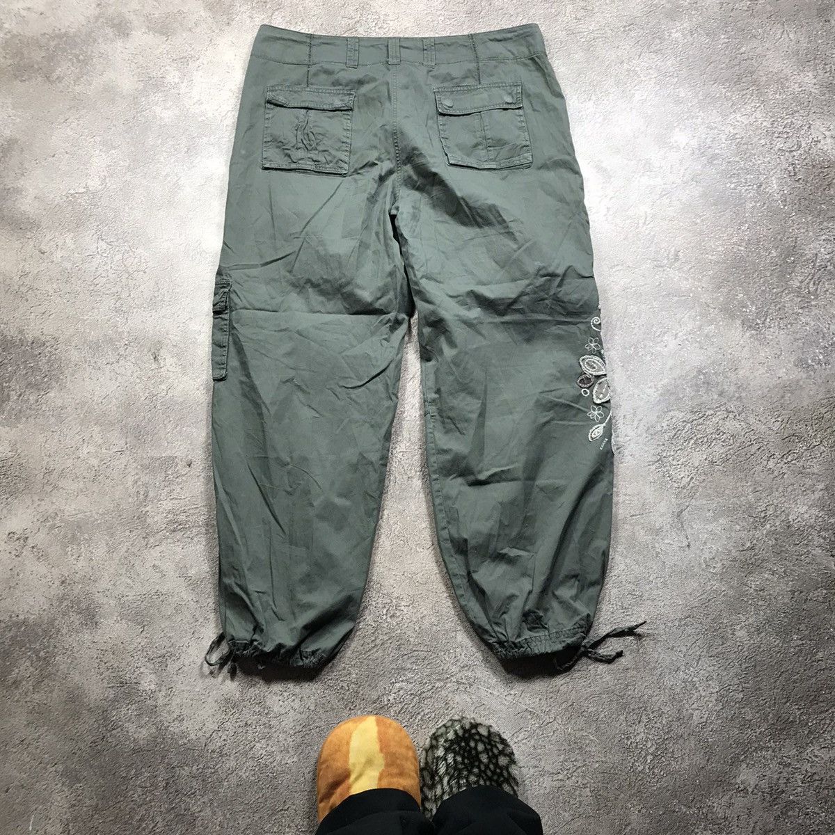 Vintage Vintage 90s Baggy Cargo Parachute Pants Khaki Relaxed 36 Size 36" / US 14 / IT 50 - 6 Thumbnail