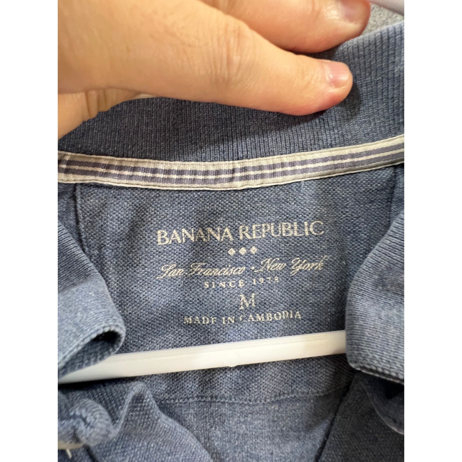 Banana Republic Banana Republic Shirt Adult Medium Blue Casual T Shirt Mens Size US M / EU 48-50 / 2 - 3 Thumbnail