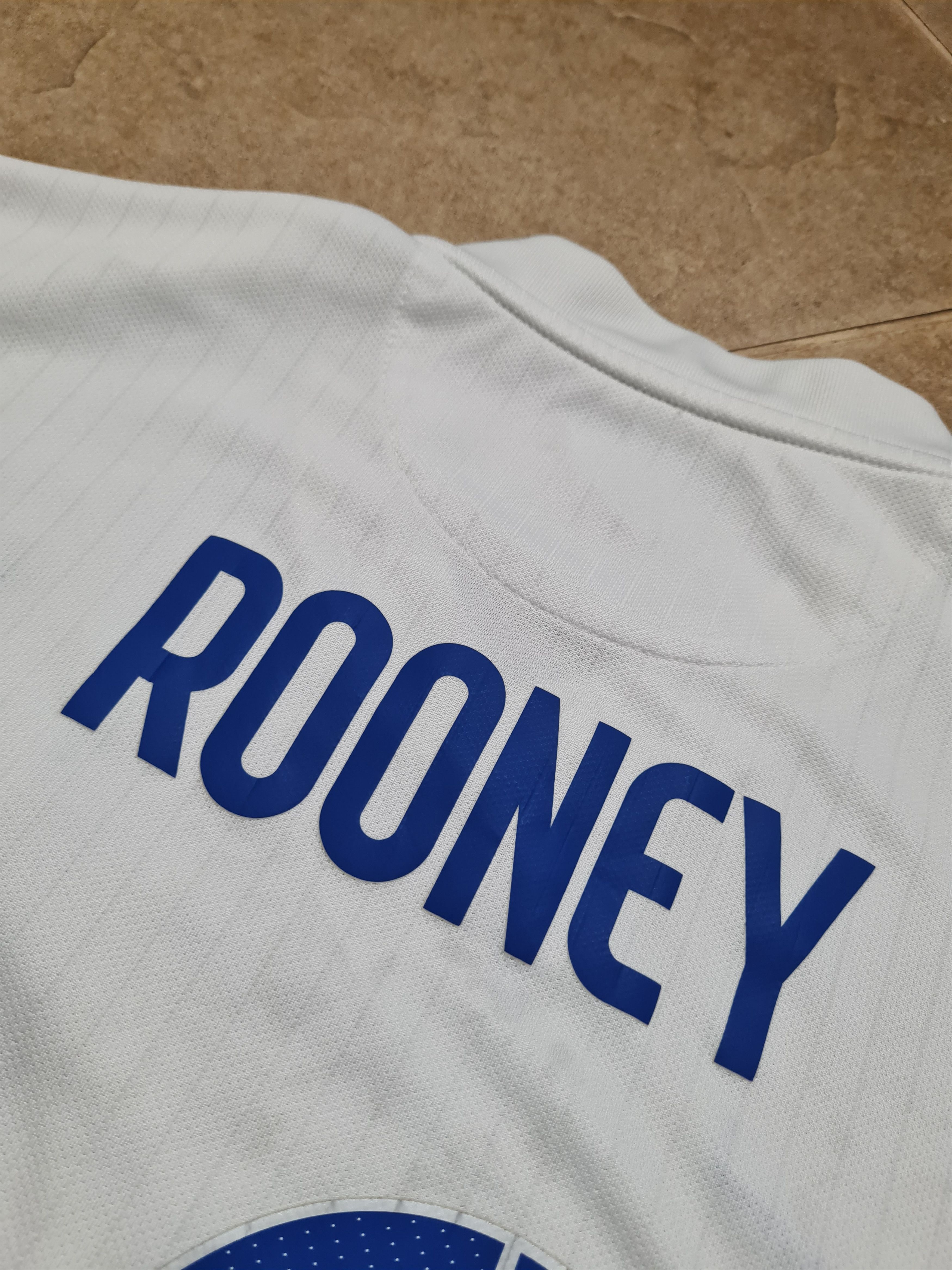Nike England 2014 Home Football Jersey Wayne Rooney #10 Nike Size US XL / EU 56 / 4 - 21 Thumbnail