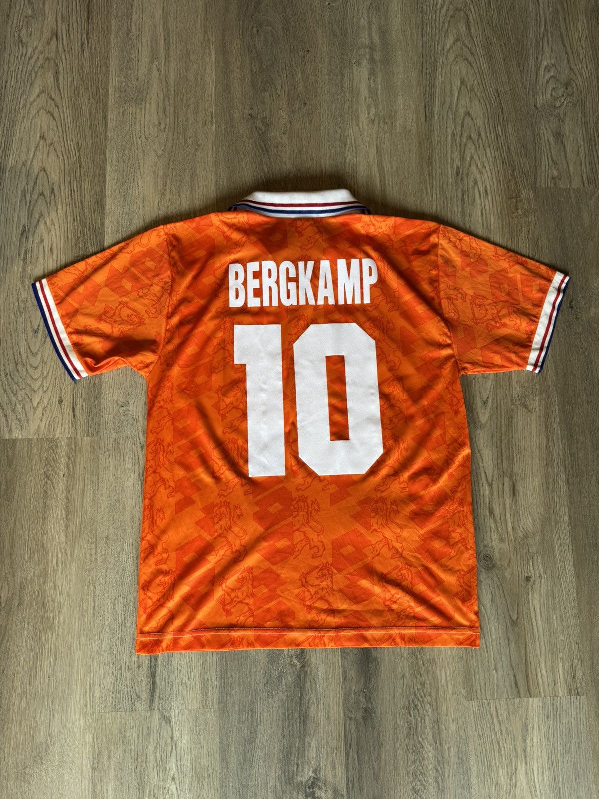 Lotto Sport HOLLAND 1994 HOME JERSEY SHIRT Size US M / EU 48-50 / 2 - 5 Thumbnail