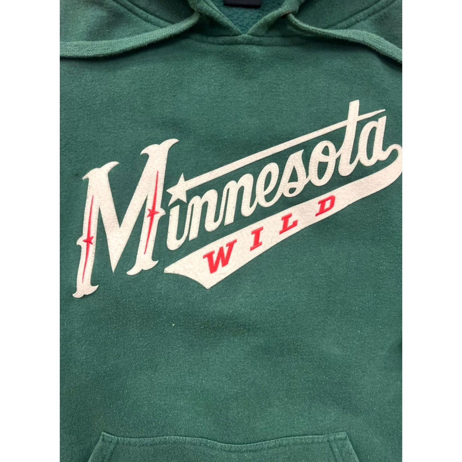 Vintage VINTAGE Minnesota Wilds Hoodie 90s NHL merch Stitched Front Back XL Men Green Pullover Old Time Hockey Mens Size US XL / EU 56 / 4 - 5 Thumbnail
