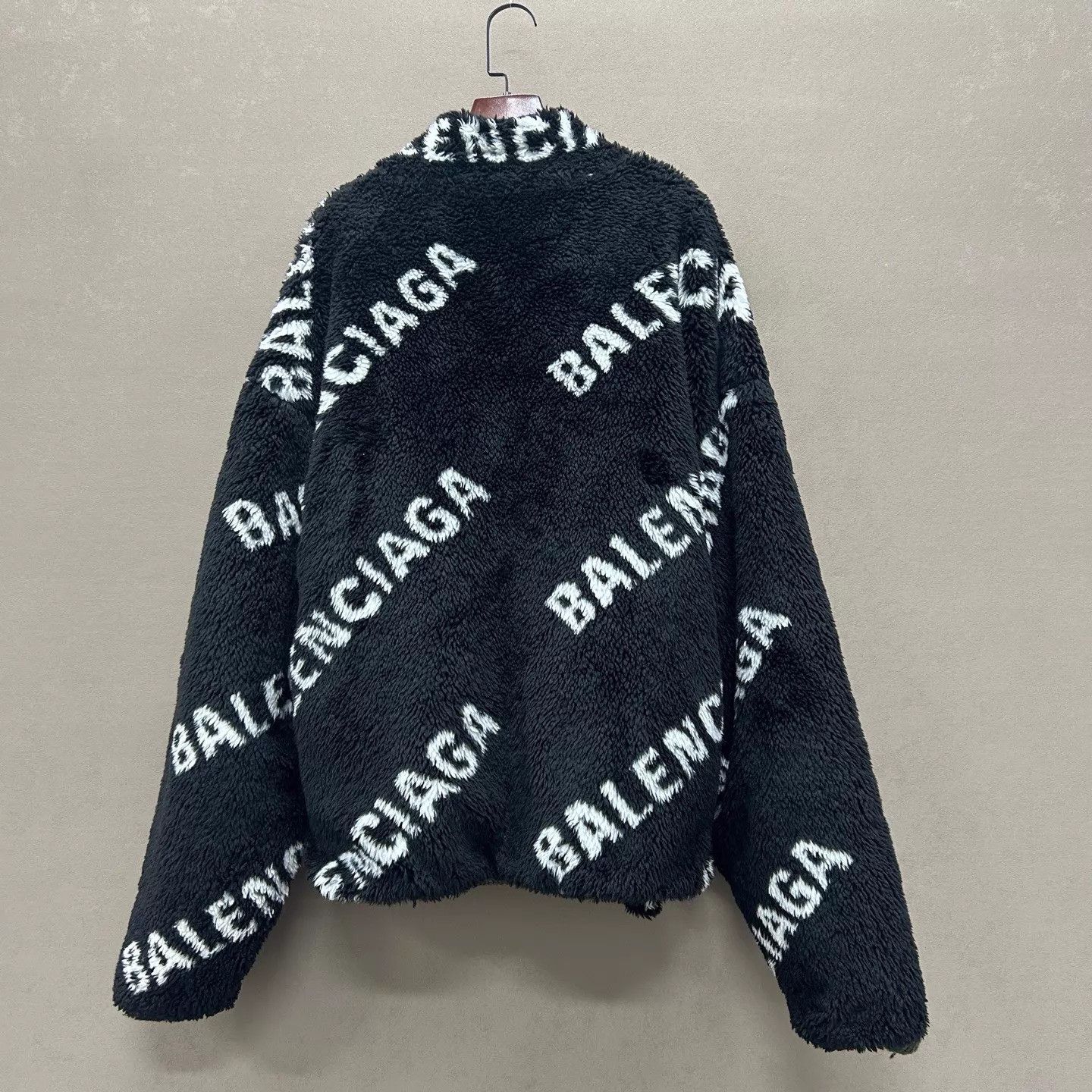 Balenciaga Balenciaga Mastercard double-sided allover black fleece Jkt Size US L / EU 52-54 / 3 - 2 Thumbnail