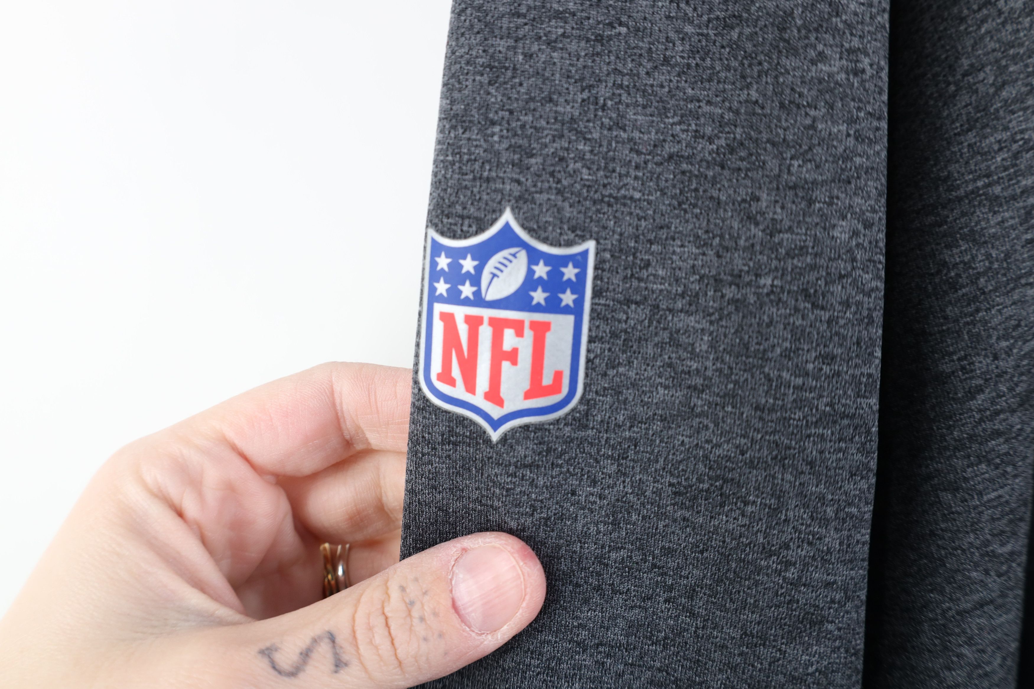 Nike Nike On Field Cleveland Browns Football Long Sleeve T-Shirt Size US XXL / EU 58 / 5 - 6 Thumbnail