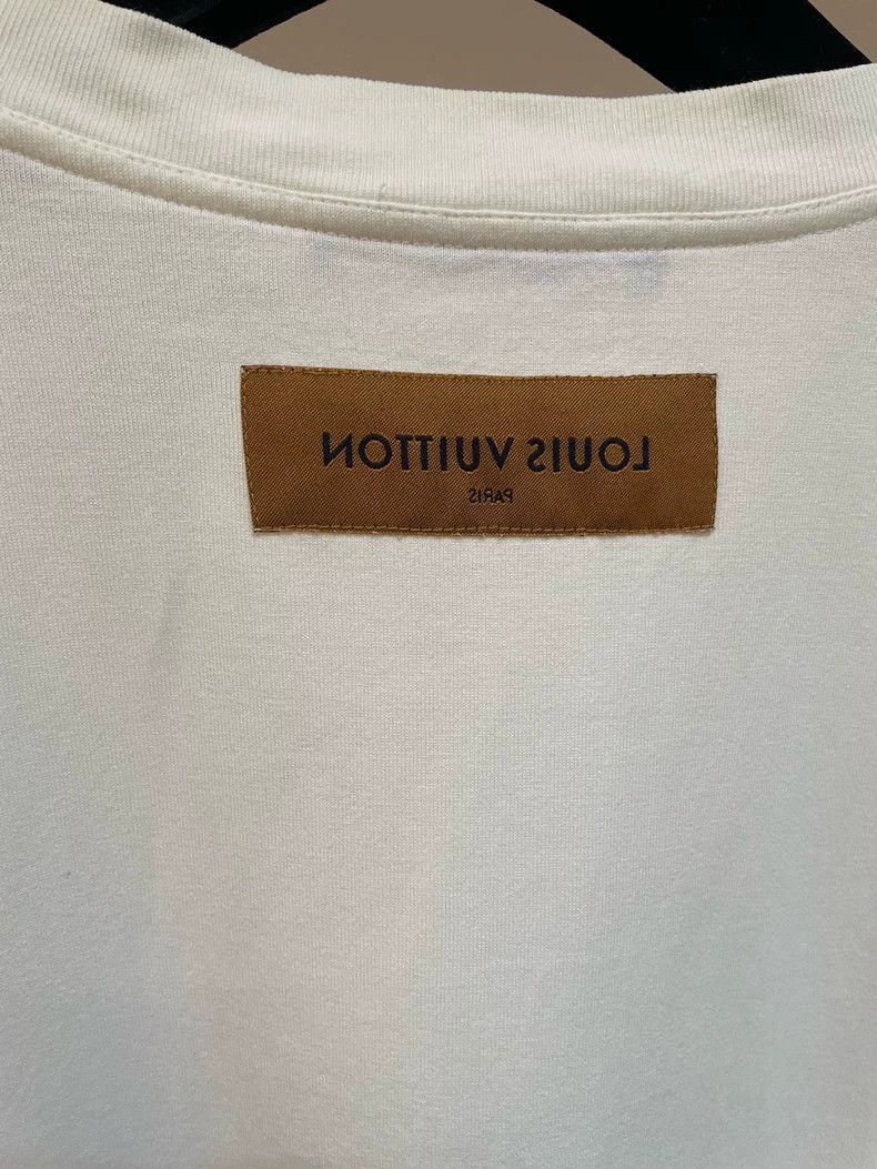 Louis Vuitton LOUIS VUITTON Embroidered Lianliankan short sleeves 2504-Ne Size US XS / EU 42 / 0 - 5 Thumbnail