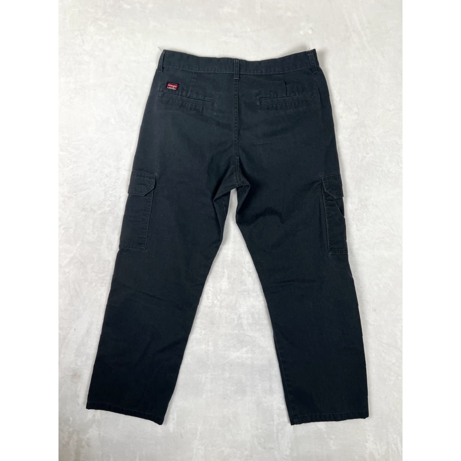 Wrangler Wrangler Cargo Pants Mens 38x30 Black Utility Casual Cargo Pocket Stretch Cotton Spandex Regular Straight Wah? Size US 38 / EU 54 - 7 Thumbnail