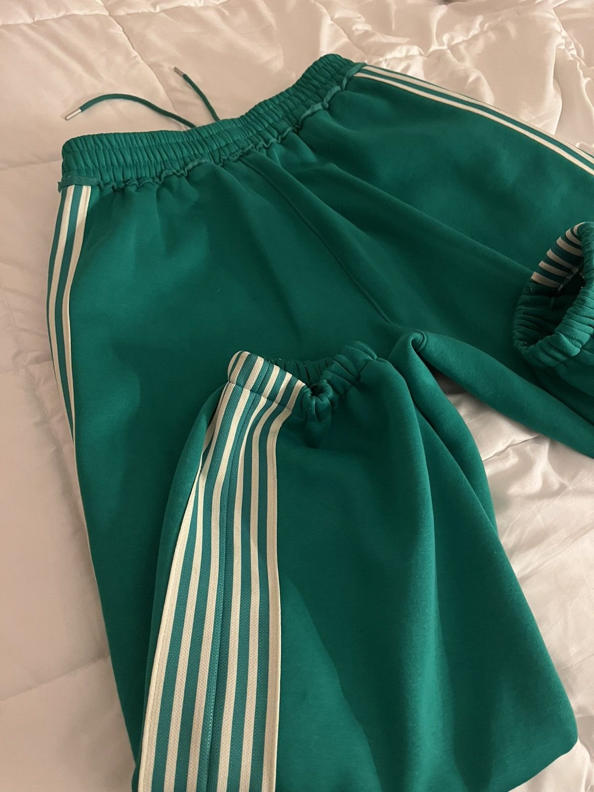 The GV Gallery Green GV sweats Size US 30 / EU 46 - 3 Thumbnail