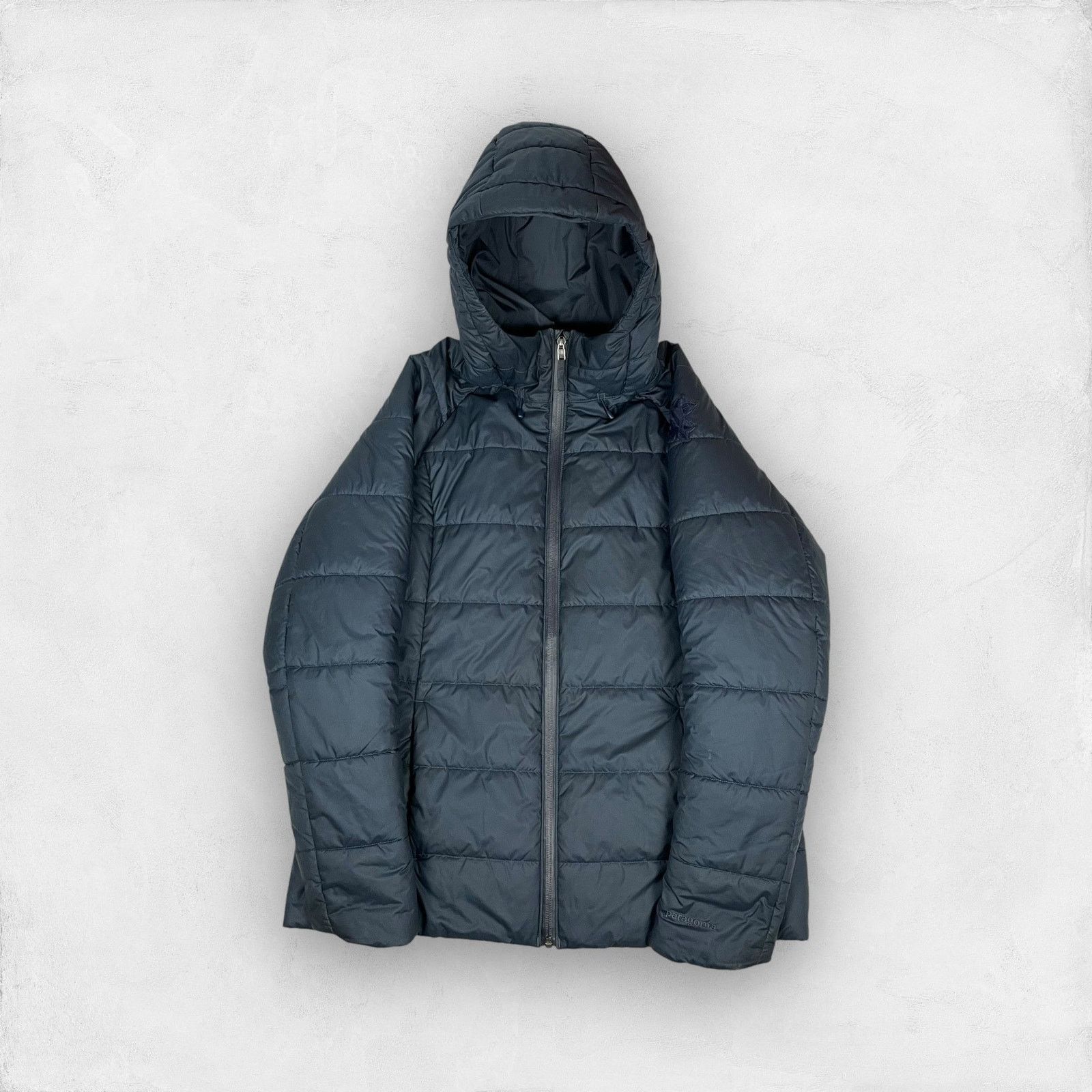 Patagonia Patagonia Women's Gray Full Zip Hooded Puffer Jacket Large Size L / US 10 / IT 46 - 1 Thumbnail