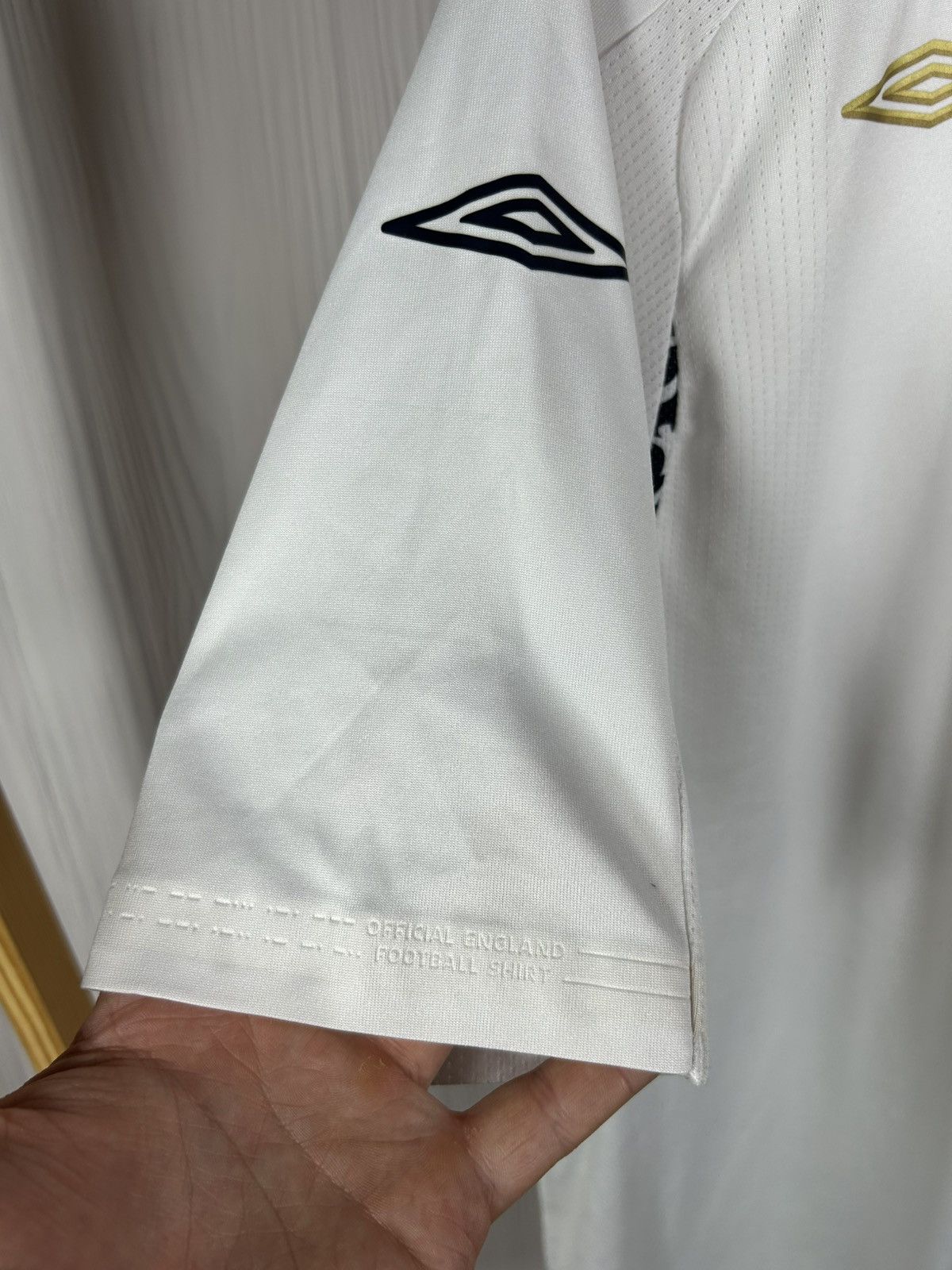 Umbro Umbro England 2007/2009 Football Shirt Soccer Jersey Size M Size US M / EU 48-50 / 2 - 5 Thumbnail