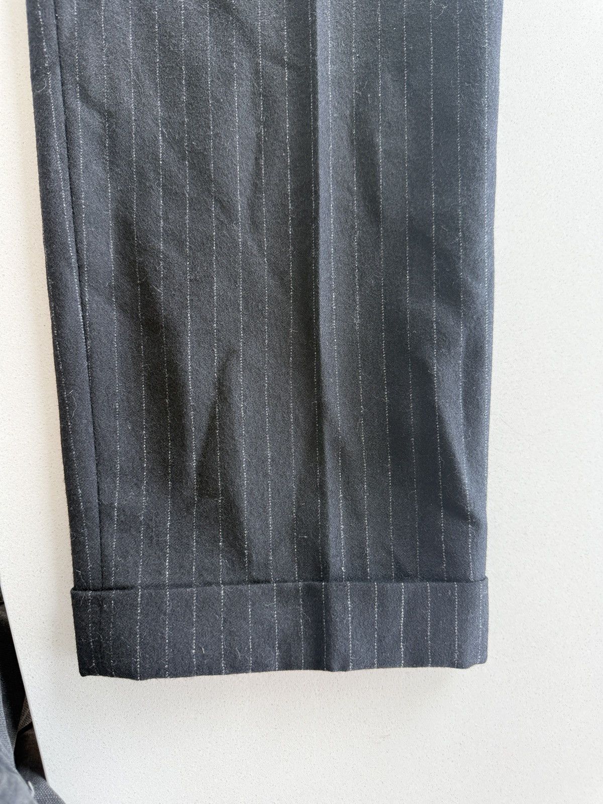 Ralph Lauren Vintage Ralph Lauren Black Pinstripe Wool Pleated Pants Size 30" / US 8 / IT 44 - 5 Thumbnail