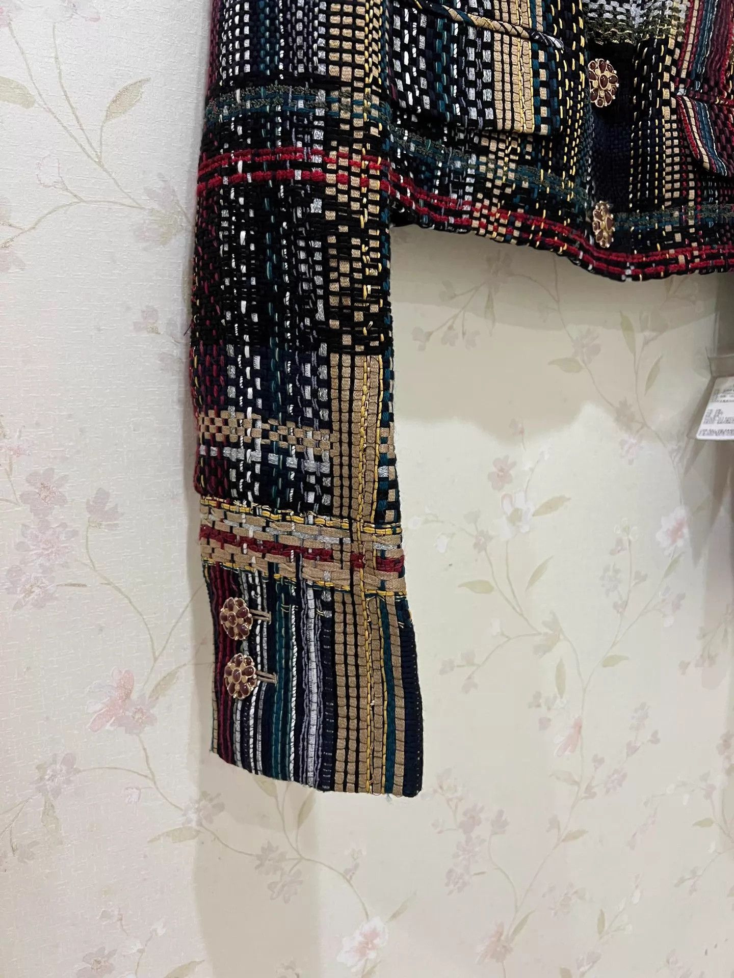 Chanel Chanel Dubai Runway Colorful Woven Short Jacket Size 40 Size M / US 6-8 / IT 42-44 - 4 Thumbnail