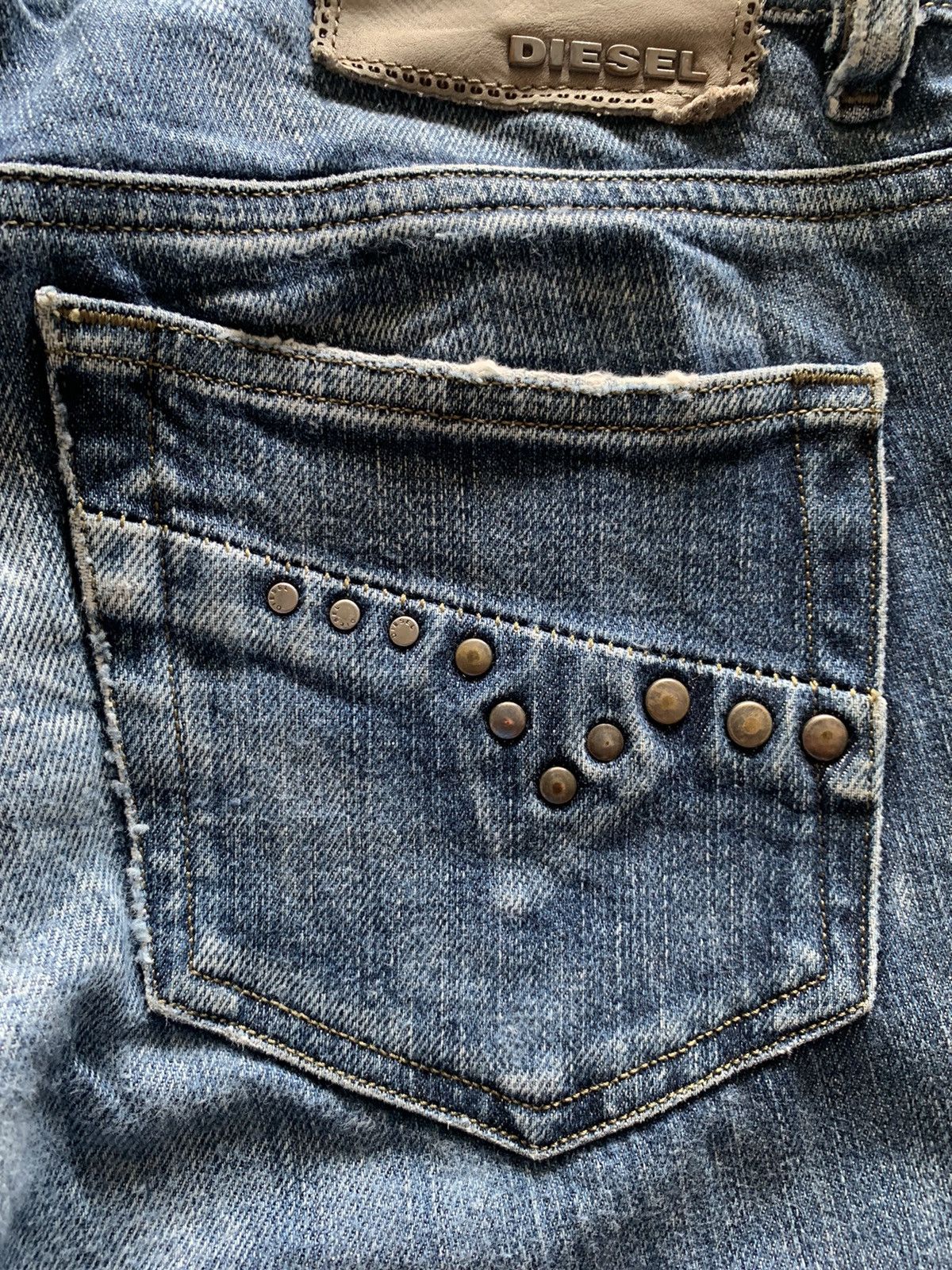 Designer × Diesel vintage diesel jeans season faded washed studded backpocket Size US 29 - 14 Thumbnail