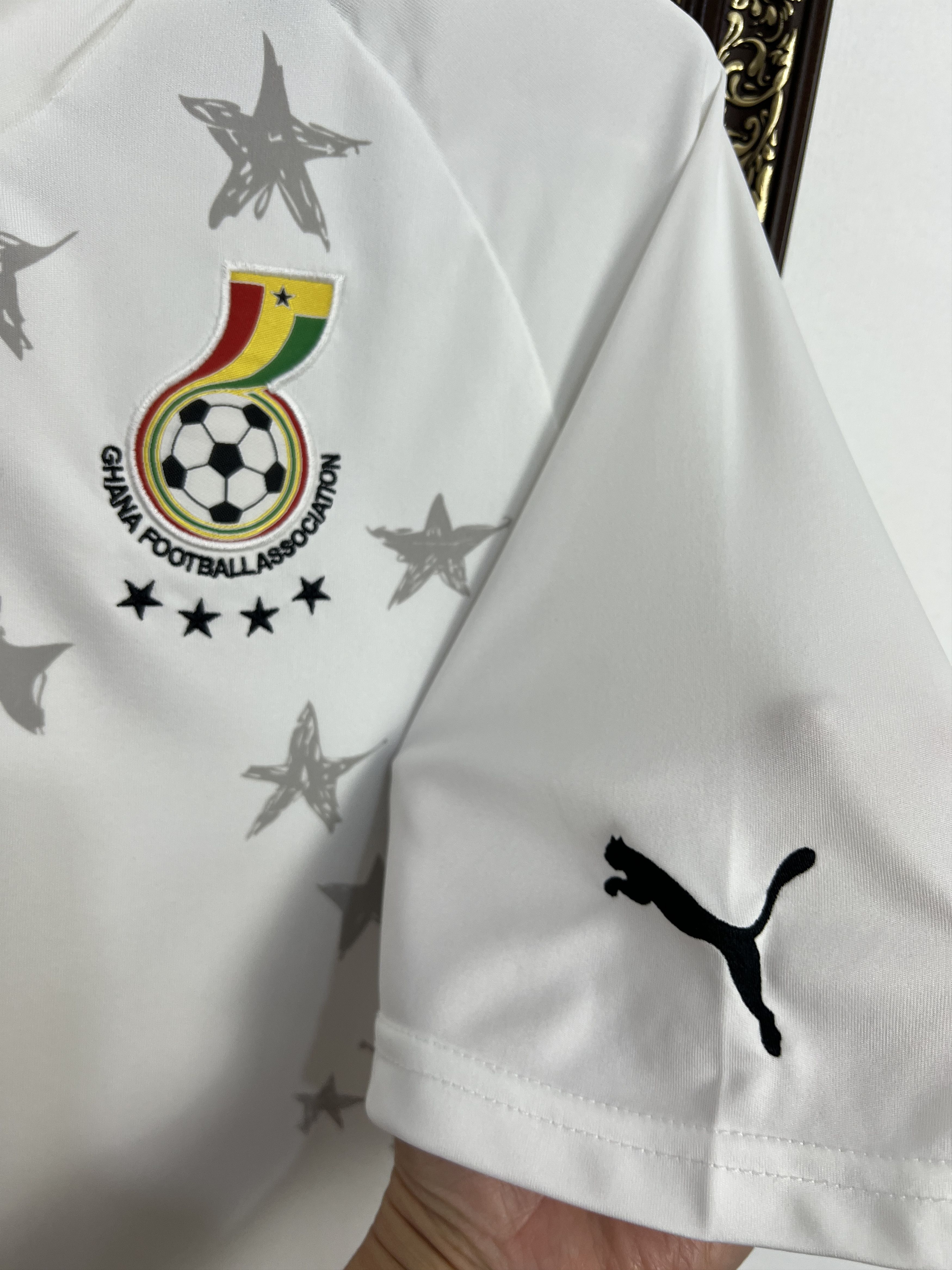 Puma Ghana Home football shirt 2012 Soccer Puma Jersey National Size US L / EU 52-54 / 3 - 4 Thumbnail