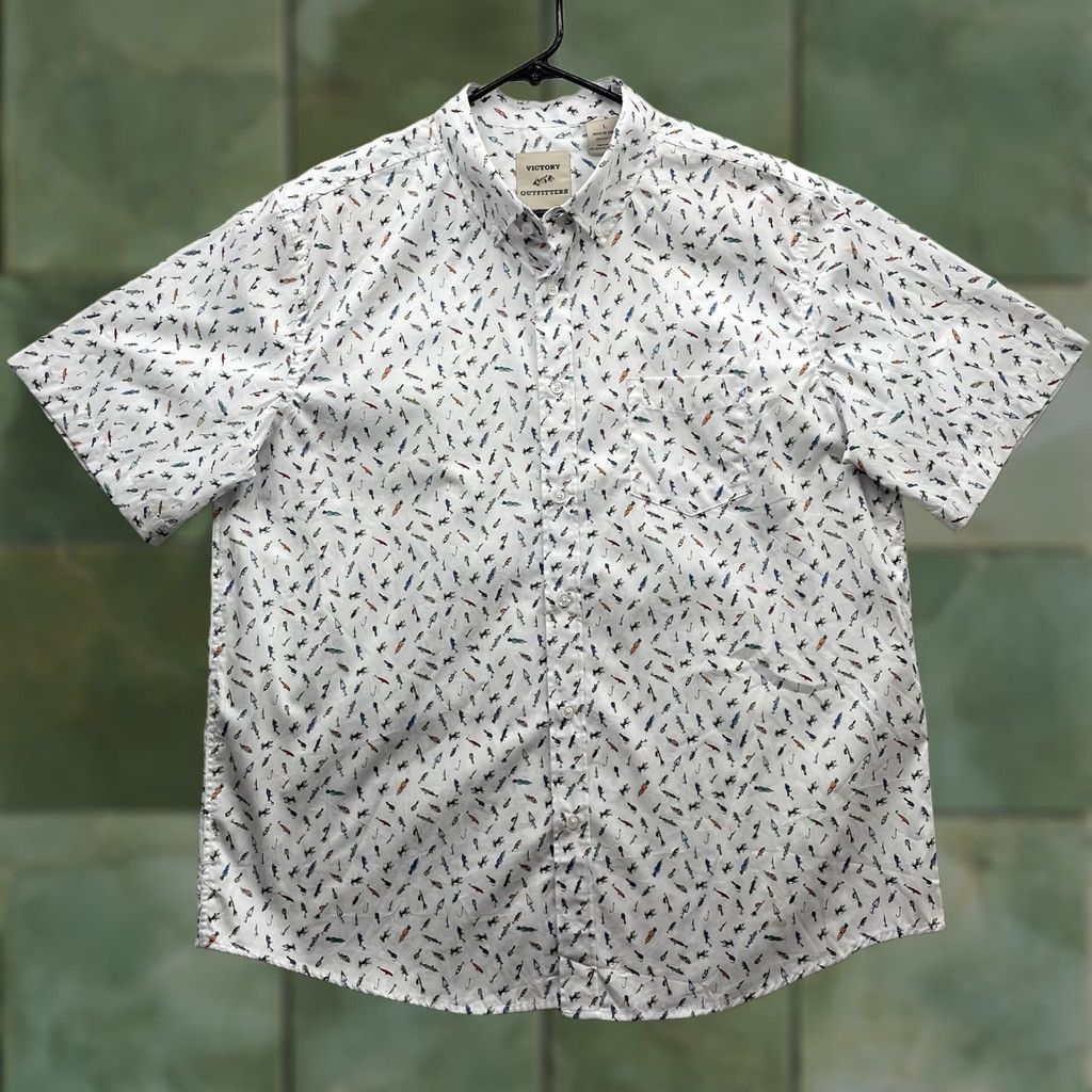 Vintage Victory Outfitters Shirt Mens L Fly Fishing Lure AOP Short Sleeve Button Collar Solid White Regular Cotton Casual Men Size US L / EU 52-54 / 3 - 1 Thumbnail