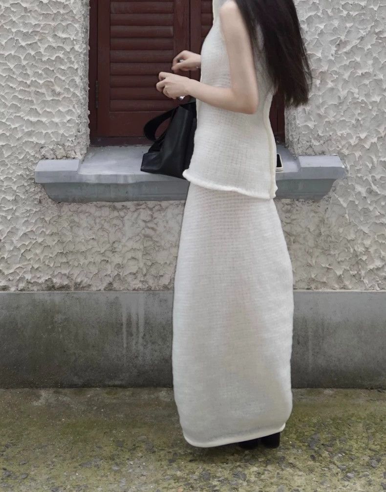 Jil Sander Jil Sander White Knitted Sleeveless Top, Tank Top, Half Sk Size 42" / US 20 - 9 Thumbnail