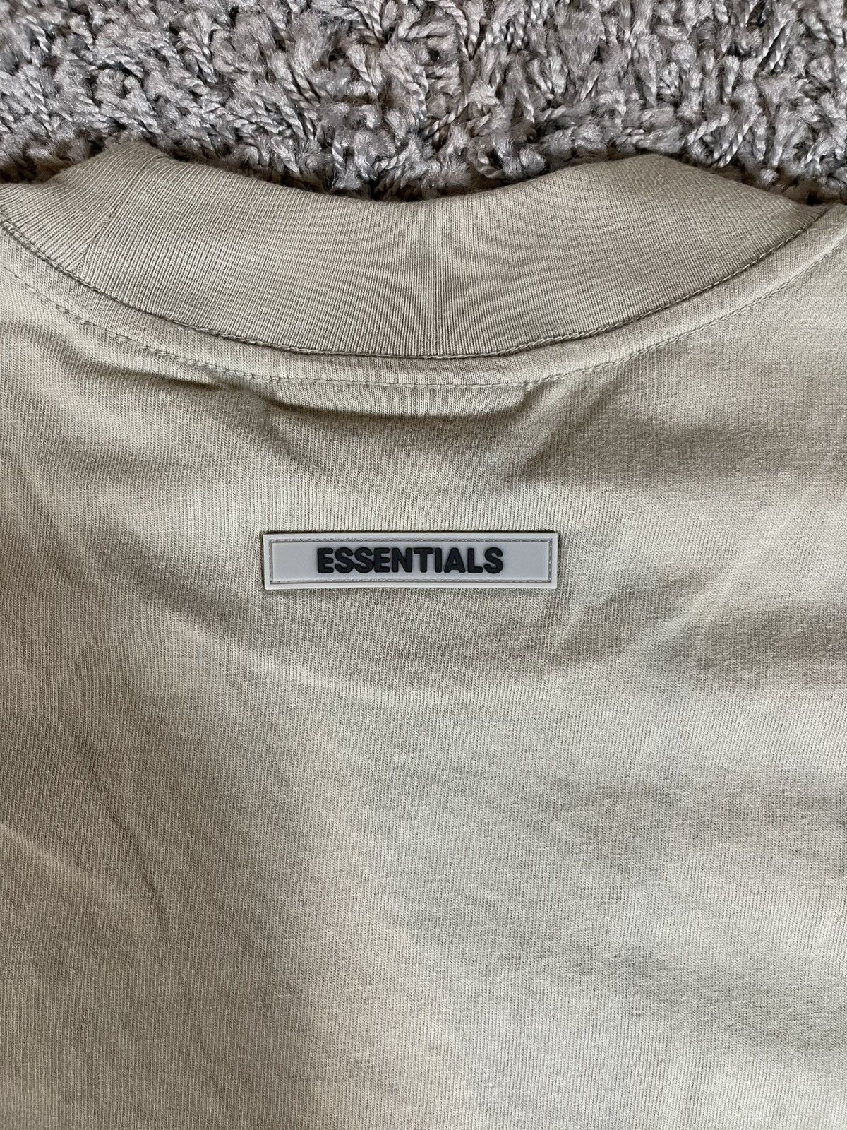 Essentials Fear of God Essentials Boxy L/S T-Shirt Applique Logo Moss Size US M / EU 48-50 / 2 - 10 Thumbnail