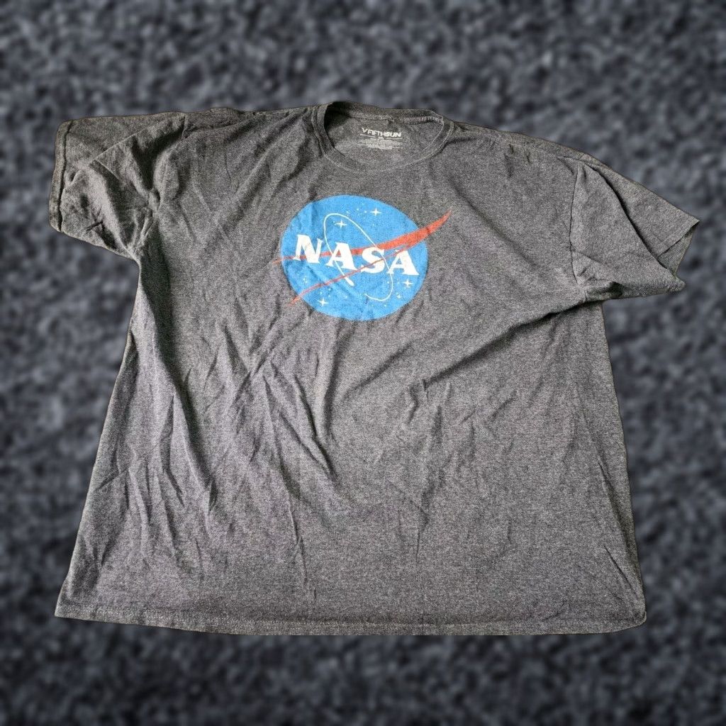 Vintage NASA Big Logo Graphic T Shirt Mens 3XL Gray Space T-Shirt Fifth Sun Crew Neck Short Sleeve Size US XXL / EU 58 / 5 - 1 Thumbnail