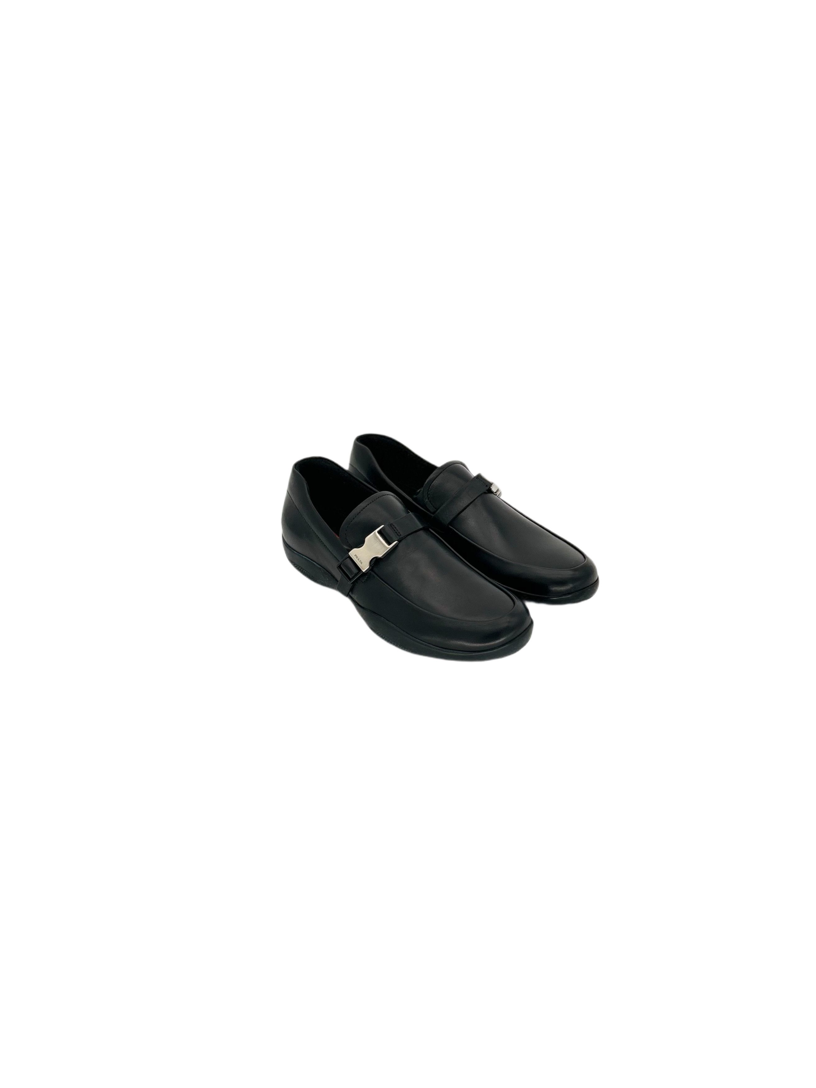 靴 PRADA SPORT buckle loafers archive Prada Prada Linea Rossa 'Sport' Black Loafers With Metal Buckle