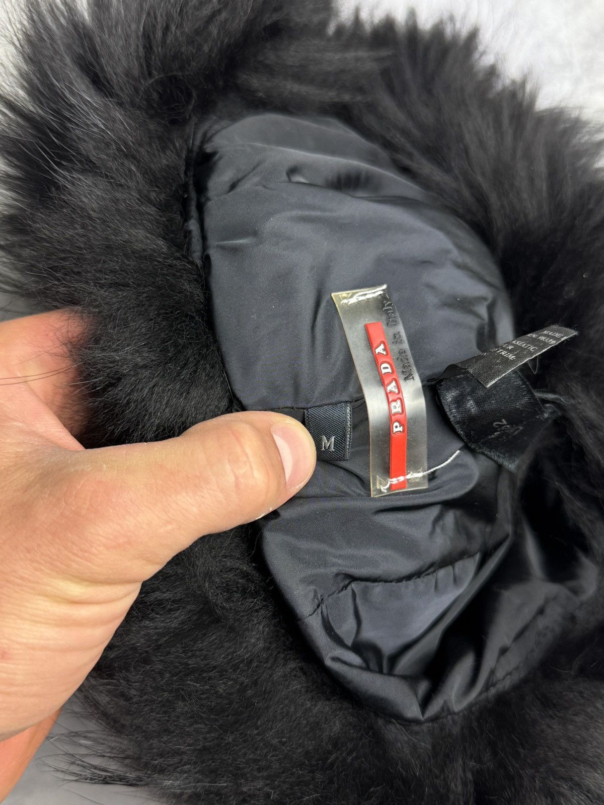 Prada Prada FW03 Asiatic Raccoon Real Fur Trapper Ushanka Hat Cap Size ONE SIZE - 14 Thumbnail