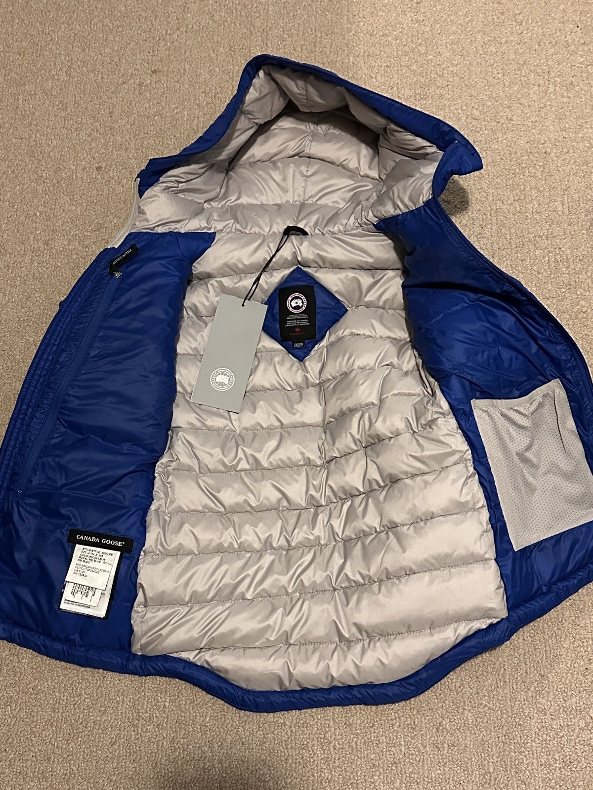 Canada Goose Polar Bear International Camp Hoody - Women's Size XXS / US 00 / IT 34 - 4 Thumbnail
