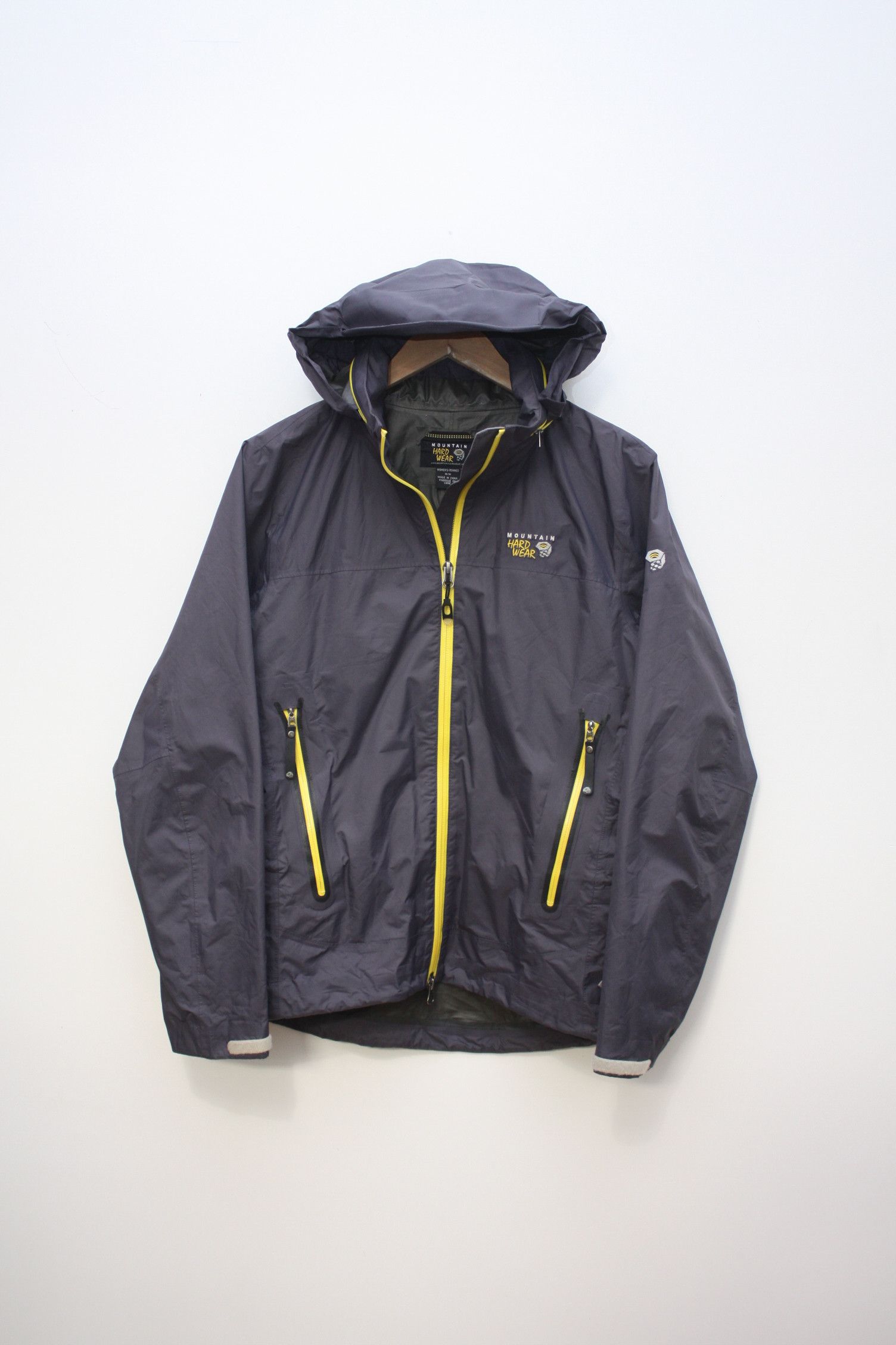 Mountain Hardwear Mountain Hardwear Gray Gore-Tex Jacket Medium Women's Size M / US 6-8 / IT 42-44 - 2 Thumbnail