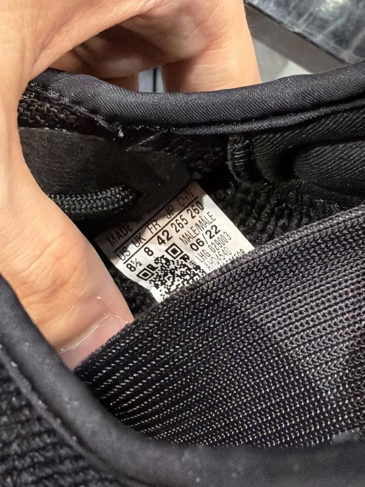 Adidas adidas Yeezy Boost 350 V2 'Onyx' HQ4540 Size 8.5 Men NEW Size US 8.5 / EU 41-42 - 11 Thumbnail