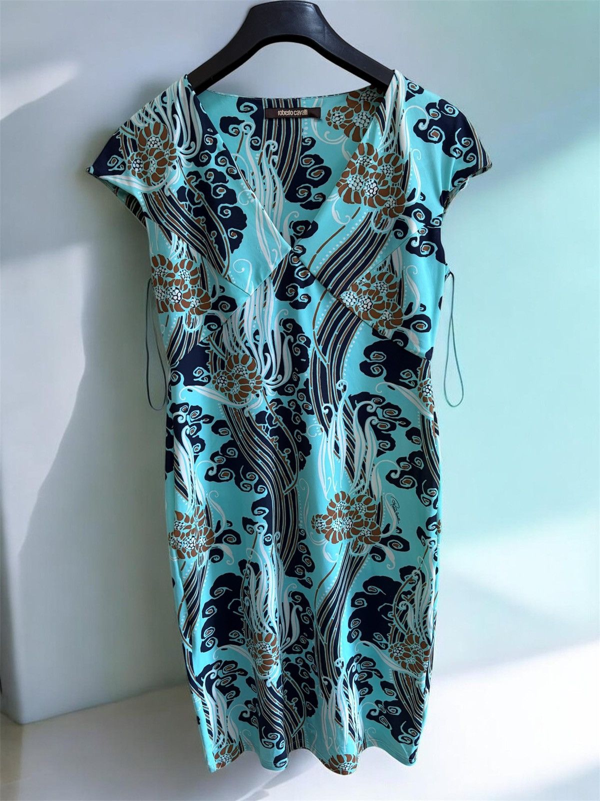 Roberto Cavalli Roberto Cavalli Class Blue Floral Waves Print Sheath Dress Size M / US 6-8 / IT 42-44 - 1 Thumbnail