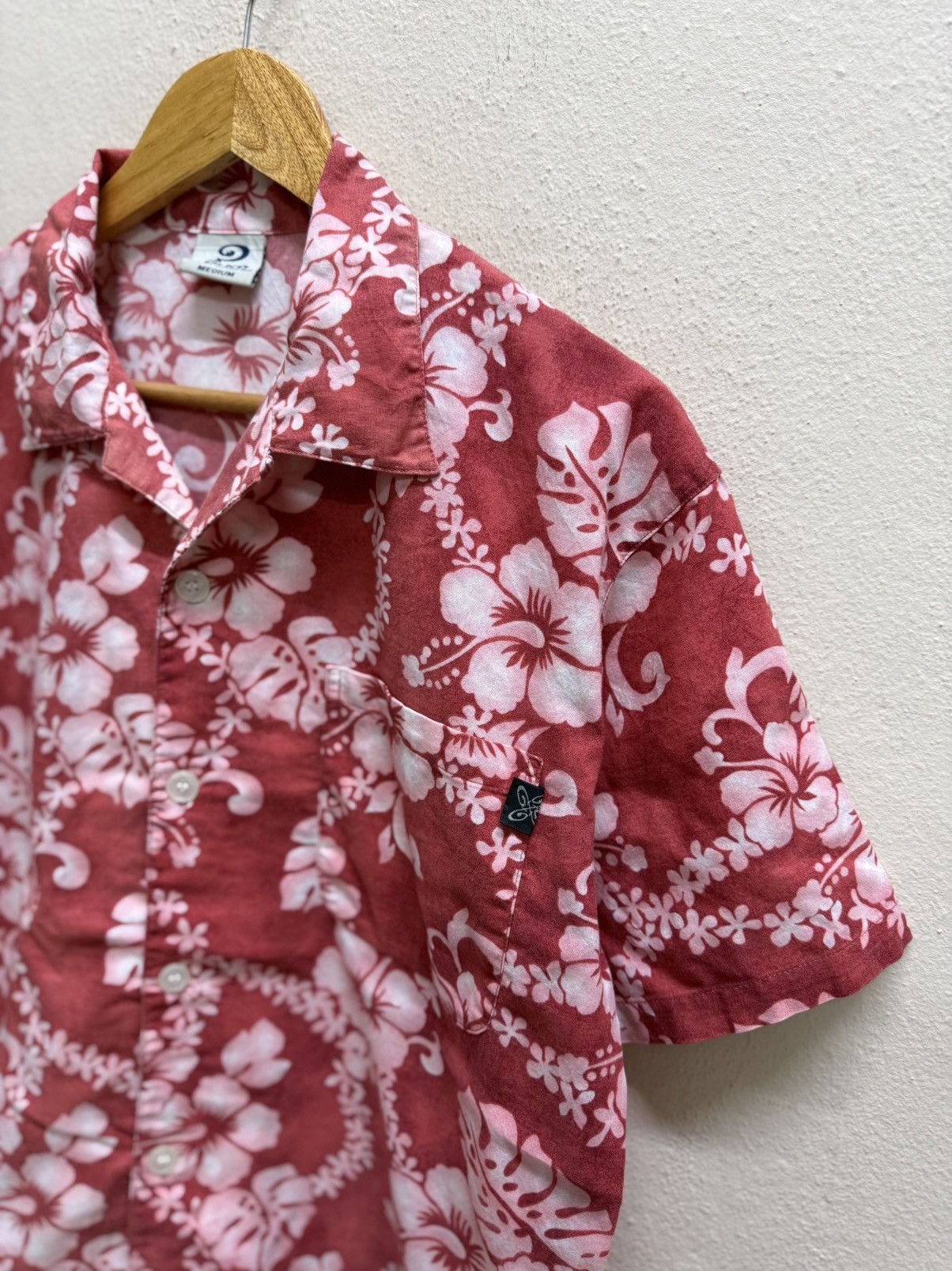 Vintage PIKO HAWAIIAN LONGBOARD WEAR MOTIVE FLORAL BUTTON UP SHIRT Size US M / EU 48-50 / 2 - 15 Thumbnail