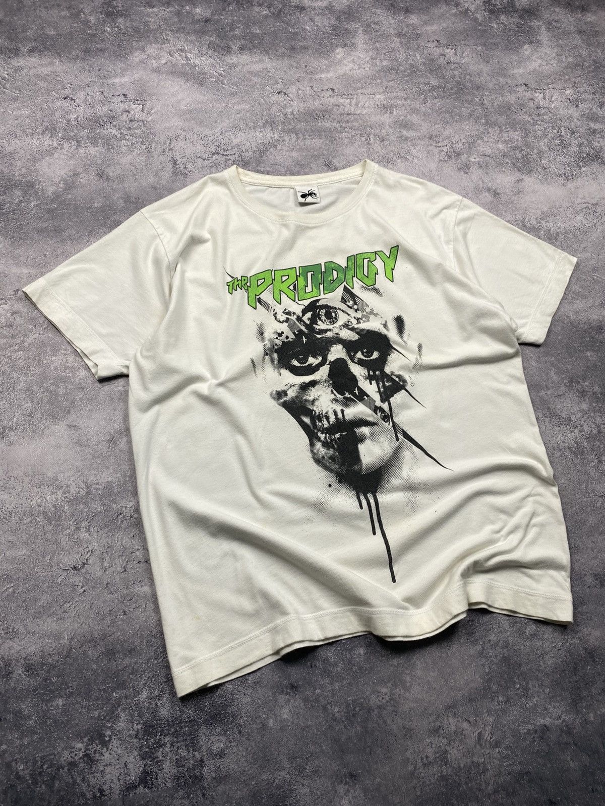 Band Tees Vintage The PRODIGY T-shirt Rare Rock Band Tee Size US XL / EU 56 / 4 - 2 Thumbnail