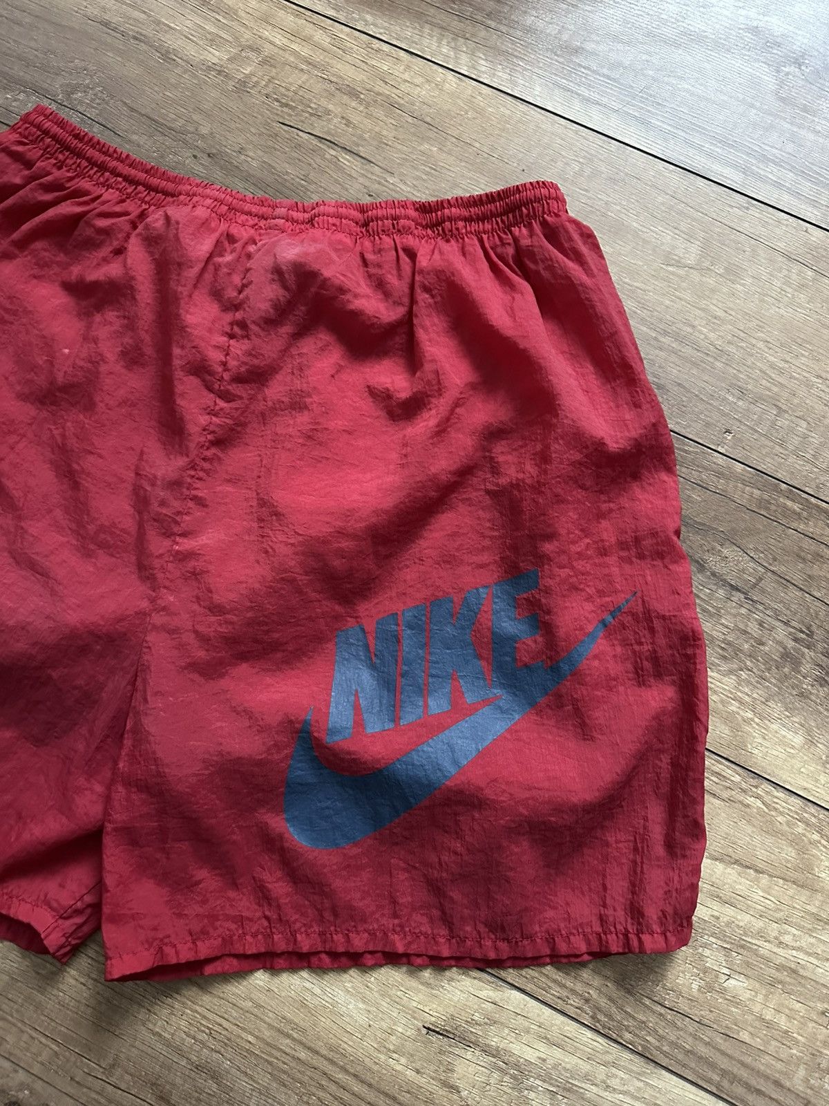 Nike Nike Vintage Nylon Shorts Big Logo 90s Size US 34 / EU 50 - 3 Thumbnail