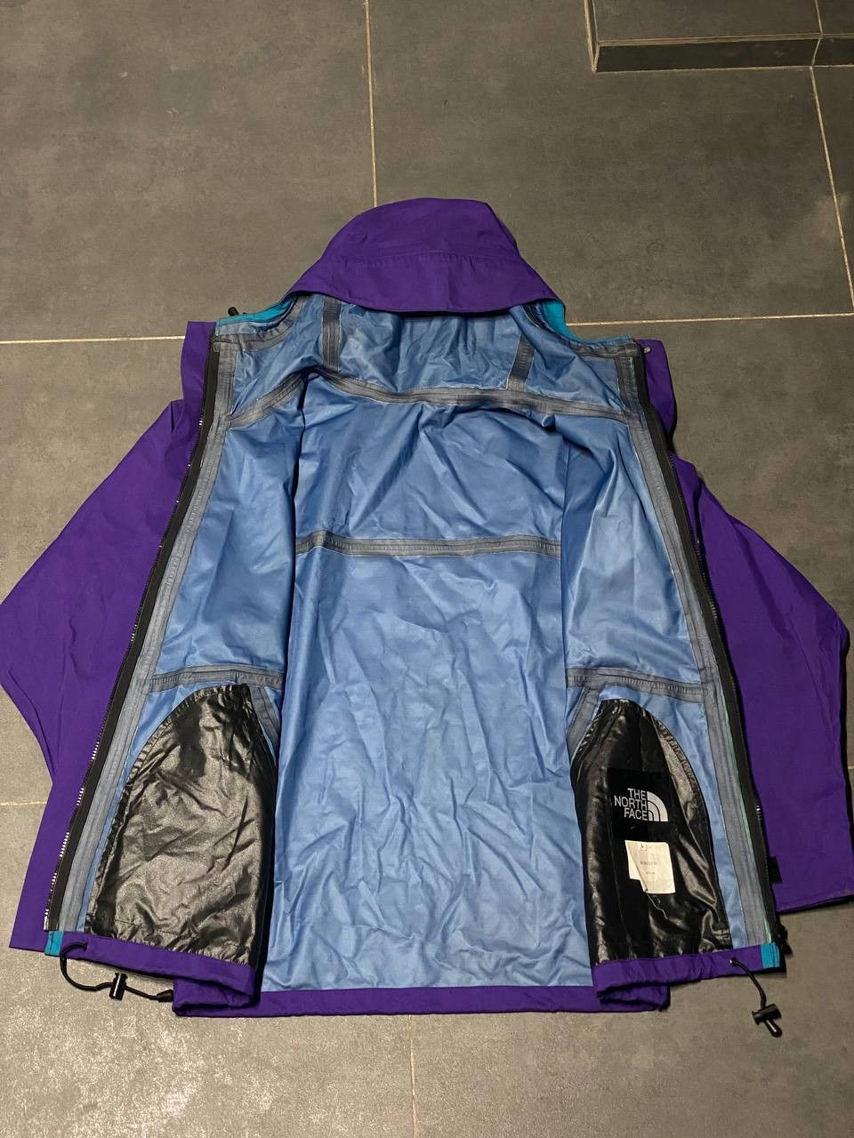 The North Face × Vintage Vintage The North Face Gore Tex Nylon Jacket Size US L / EU 52-54 / 3 - 6 Thumbnail
