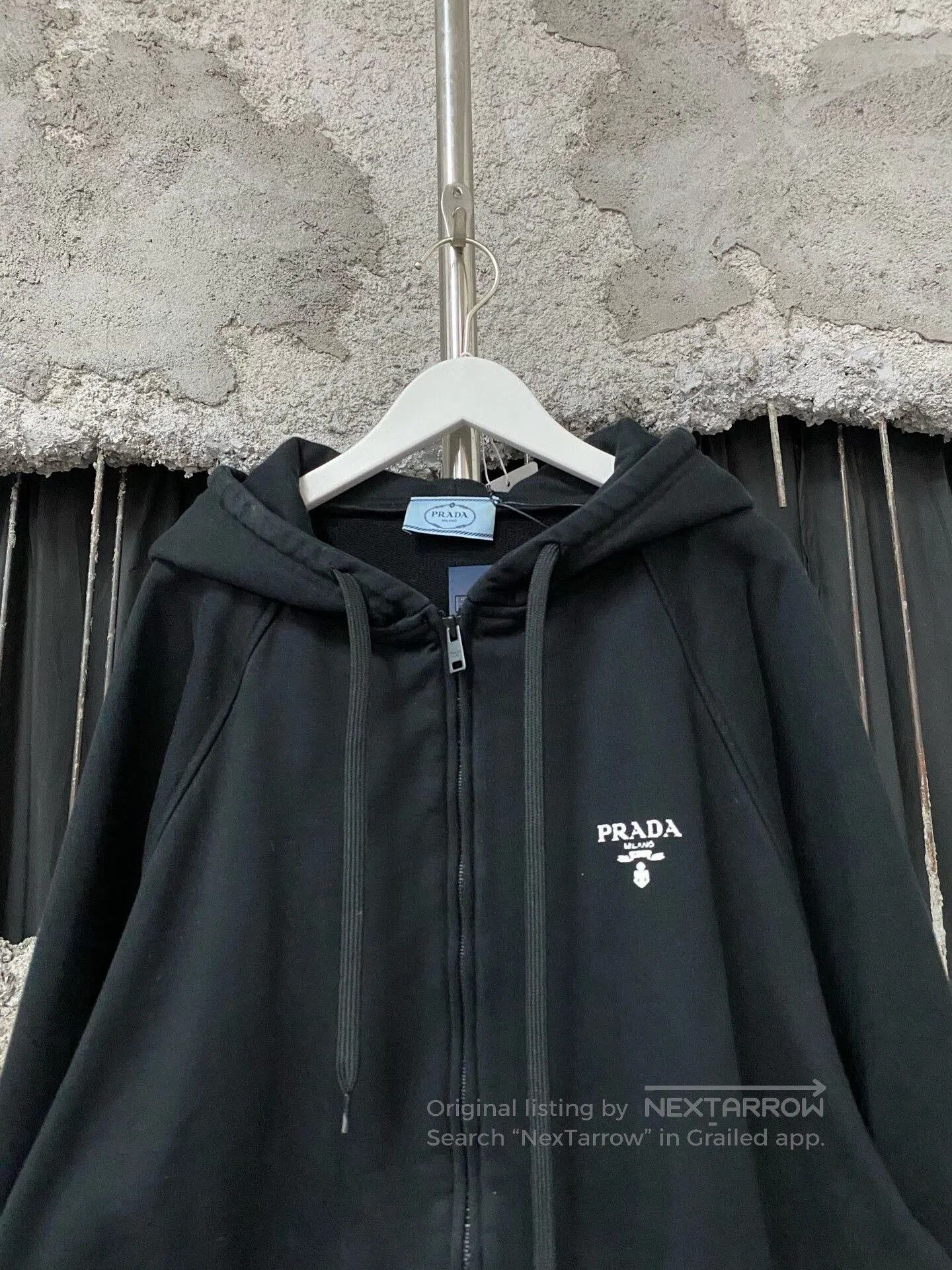 Prada prada black zip-up hoodie sweatshirt. Size US XS / EU 42 / 0 - 3 Thumbnail