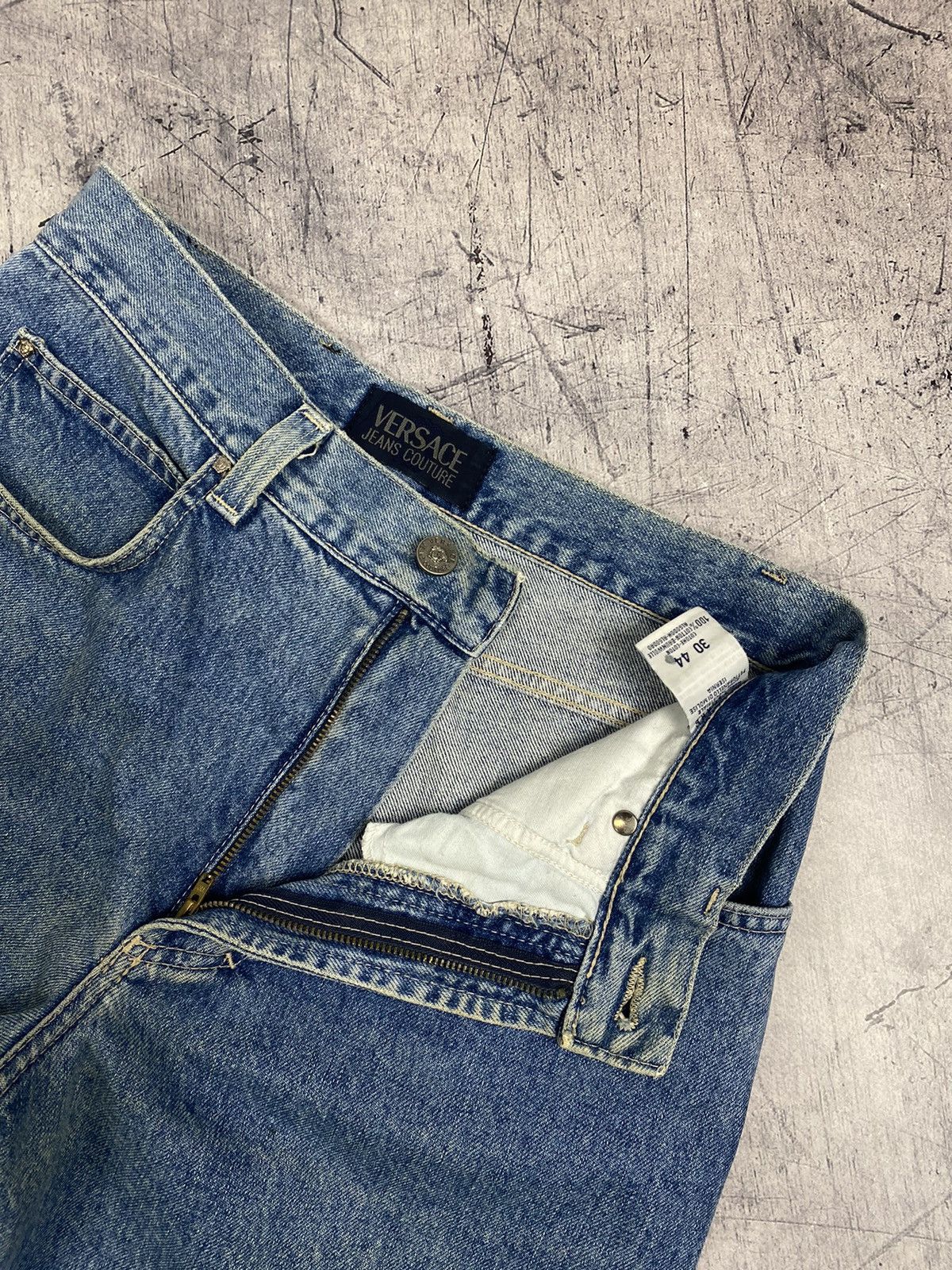 Versace Jeans Couture Vintage 90s Versace Jeans Couture Washed Luxury Denim Jeans Size US 30 / EU 46 - 19 Thumbnail