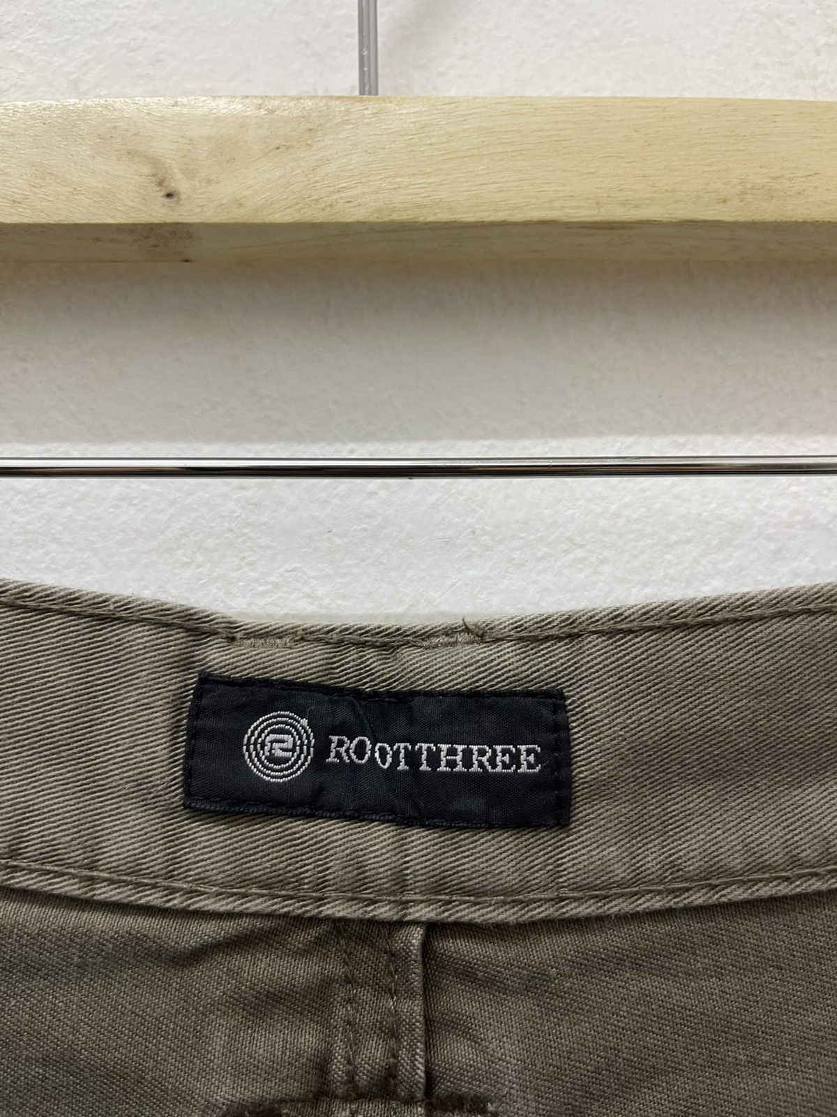Japanese Brand Rare Vintage ROOT THREE 3D Pocket Flare Cargo Pant Size US 29 - 10 Thumbnail