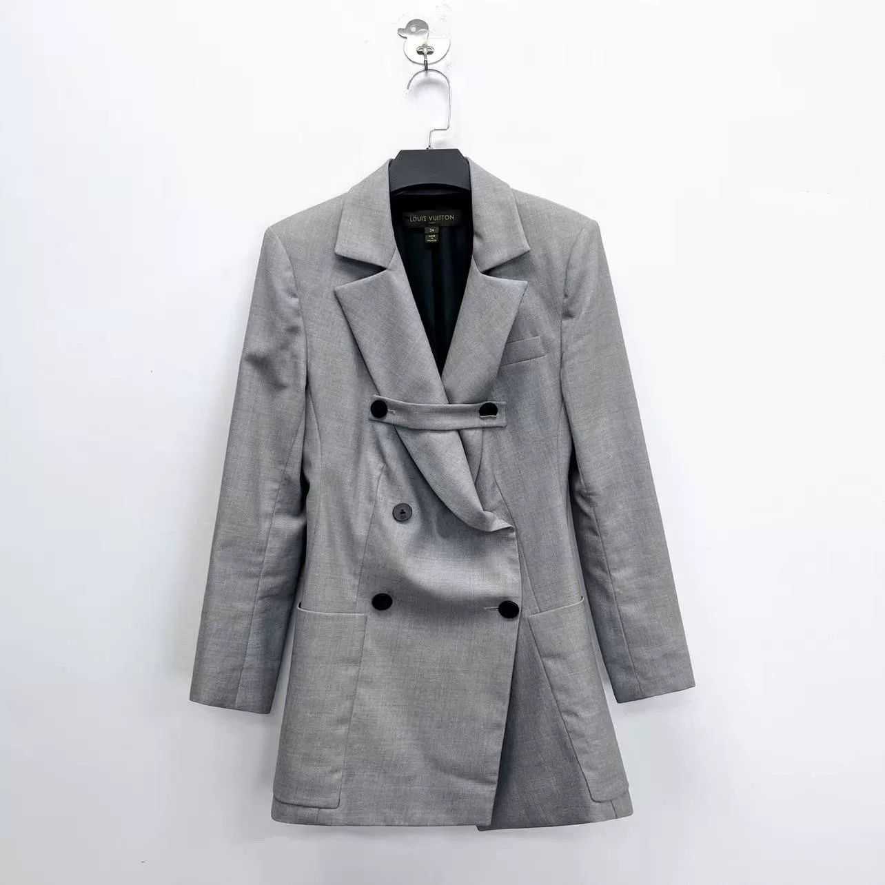 Louis Vuitton Louis Vuitton Runway Gray Double-Breasted Blazer Size XXS / US 00 / IT 34 - 1 Thumbnail