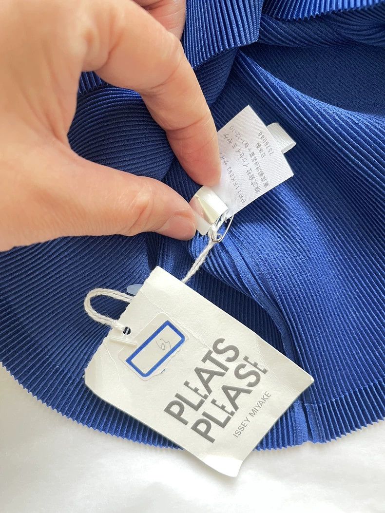 Issey Miyake Issey Miyake size:3 Blue pleated round-neck short-sleeved Size XS / US 0-2 / IT 36-38 - 6 Thumbnail