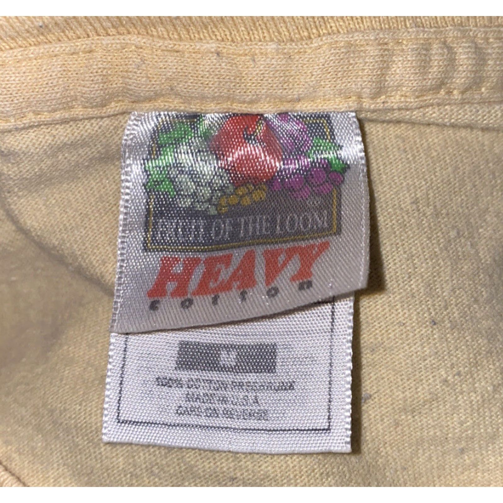 Fruit Of The Loom VINTAGE Fruit of the Loom Women’s Casual Short Sleeve T-Shirt Size M Beige 90s Size M / US 6-8 / IT 42-44 - 4 Thumbnail