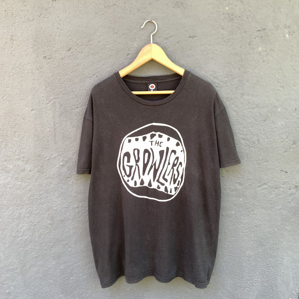 Band Tees Thrashed Faded The Growlers Alternative Band Tee Size US XL / EU 56 / 4 - 1 Thumbnail