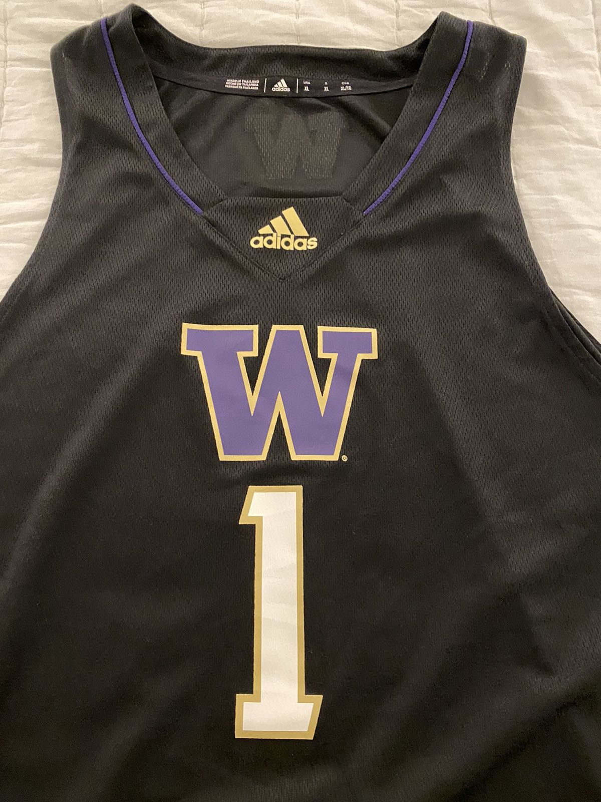 NCAA Adidas U of Washington Basketball Swingman Jersey XL Size US XL / EU 56 / 4 - 5 Thumbnail