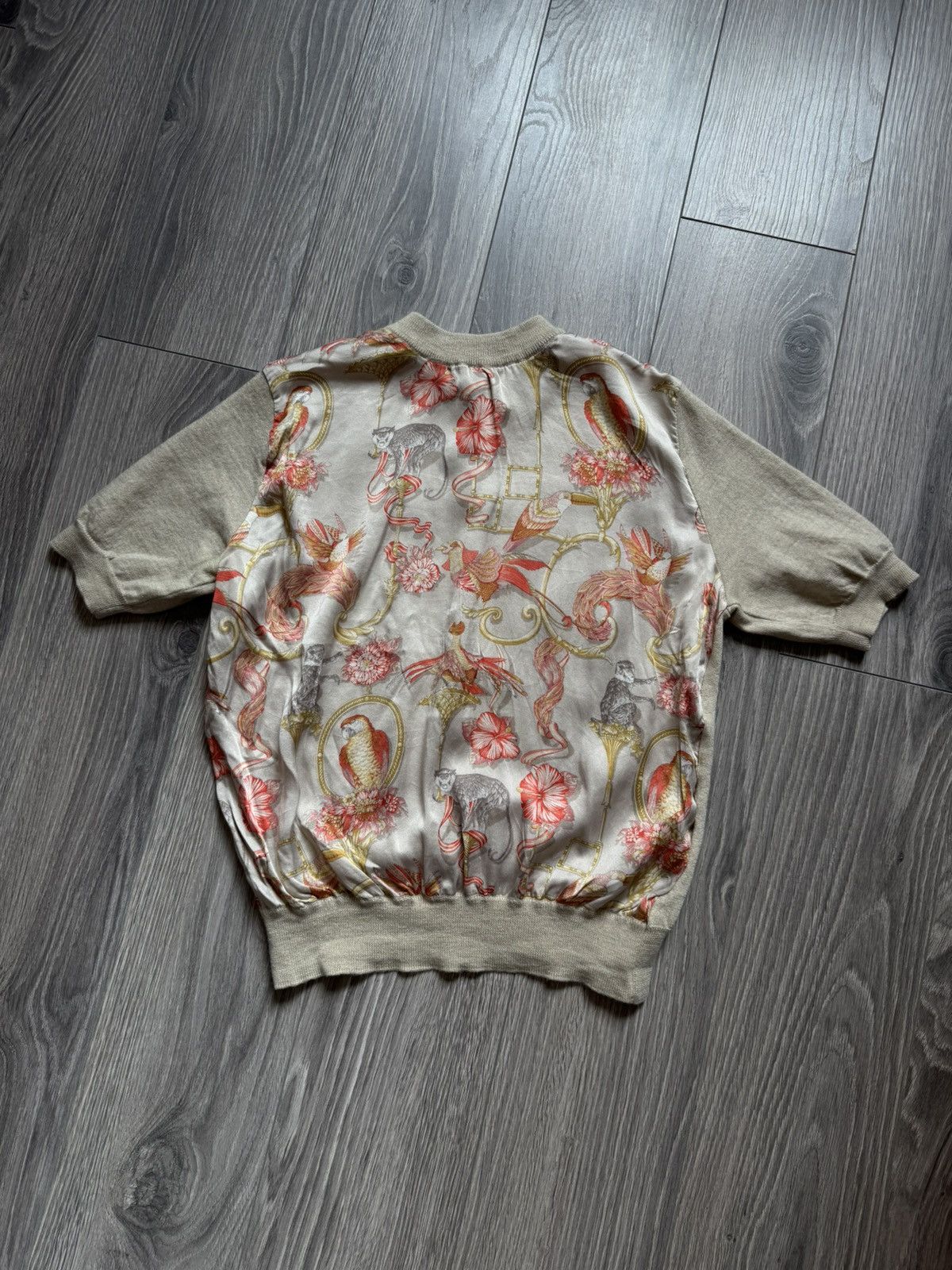 Salvatore Ferragamo Salvatore Ferragamo Wool/Silk Short Sleeve Animal t-shirt Size M / US 6-8 / IT 42-44 - 1 Thumbnail