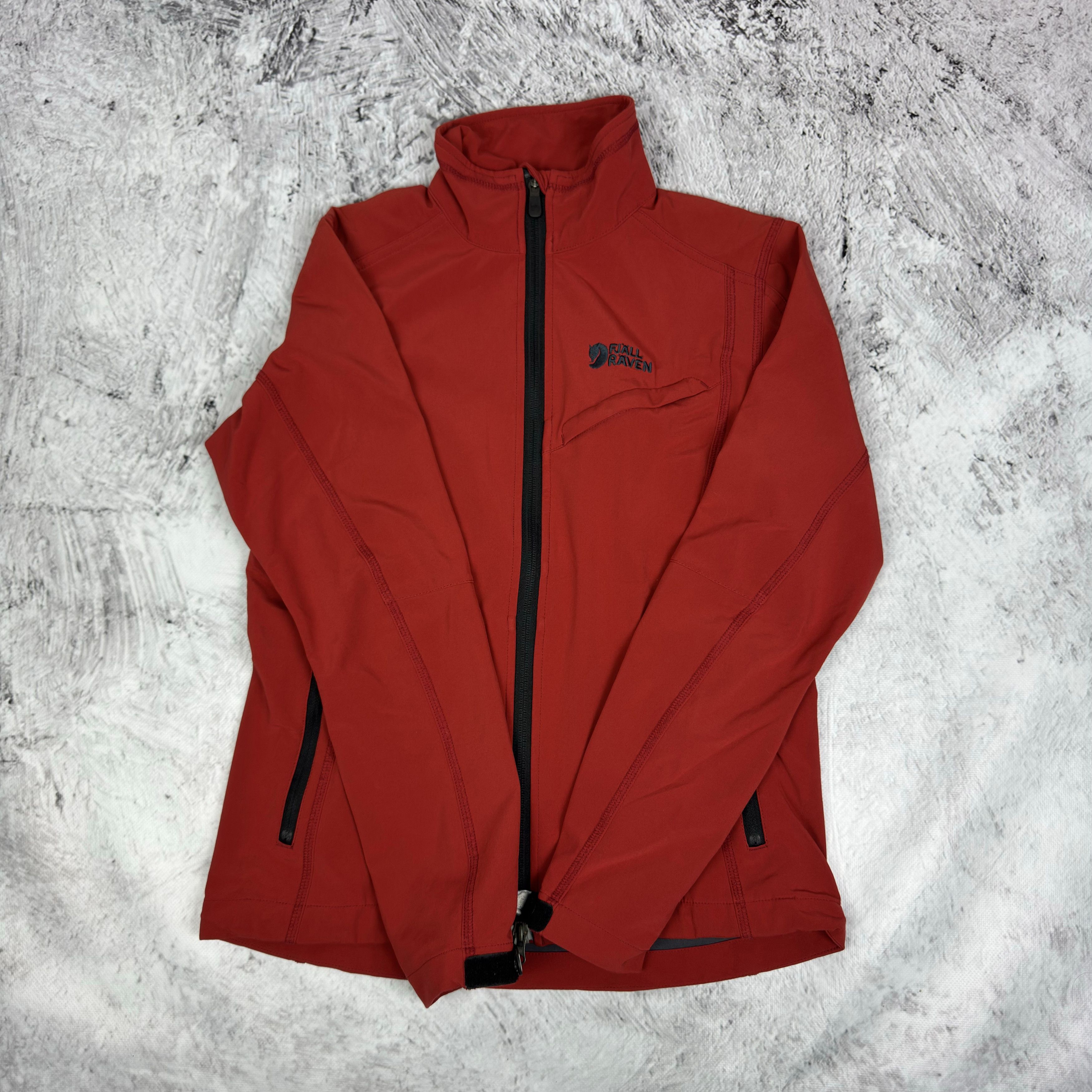 Fjallraven Fjällräven Women's Red Softshell Gorpcore Full Zip Jacket XS Size XS / US 0-2 / IT 36-38 - 2 Thumbnail